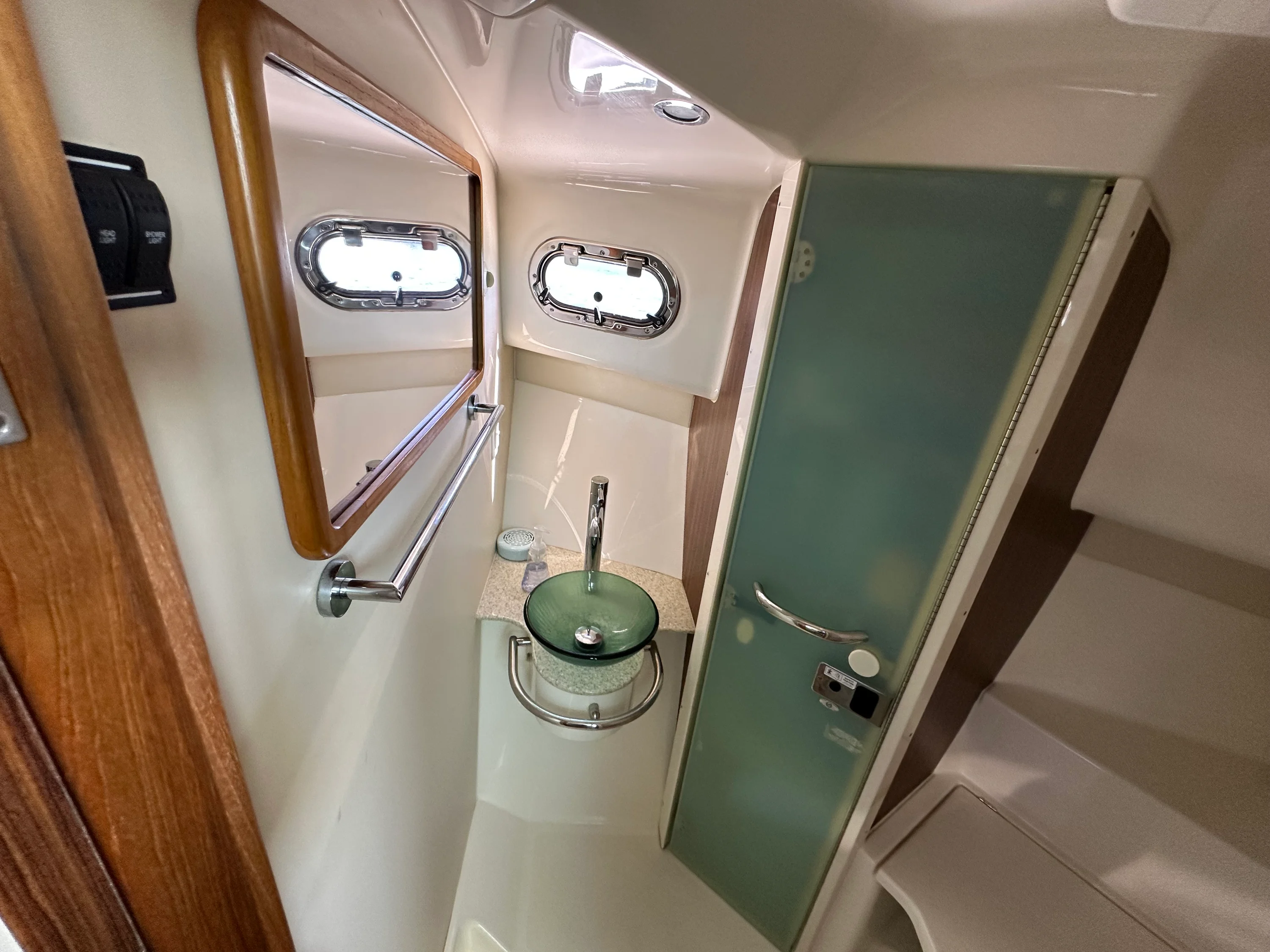 2015 Pursuit OS 345 Image Thumbnail #48