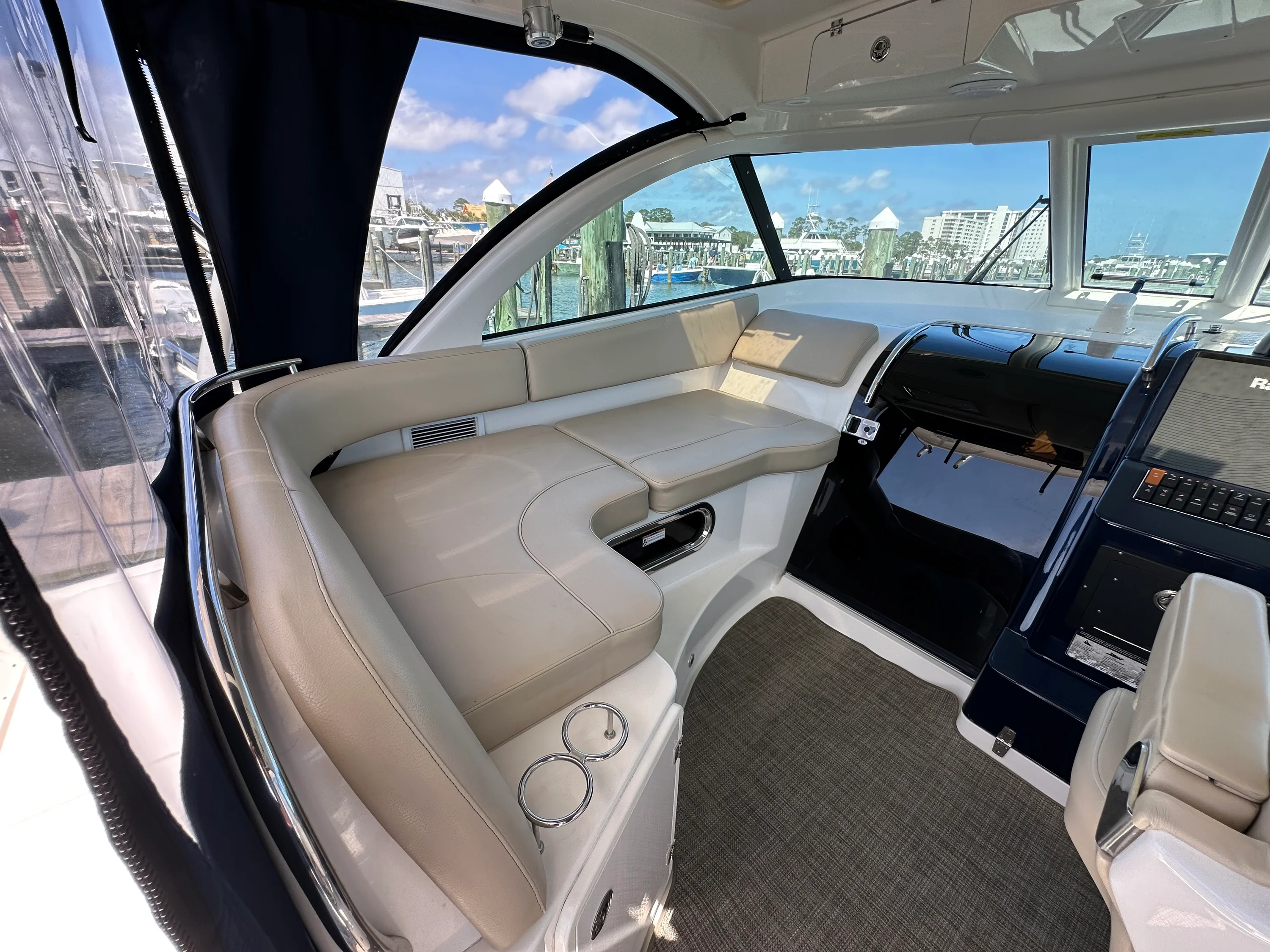 2015 Pursuit OS 345 Image Thumbnail #27