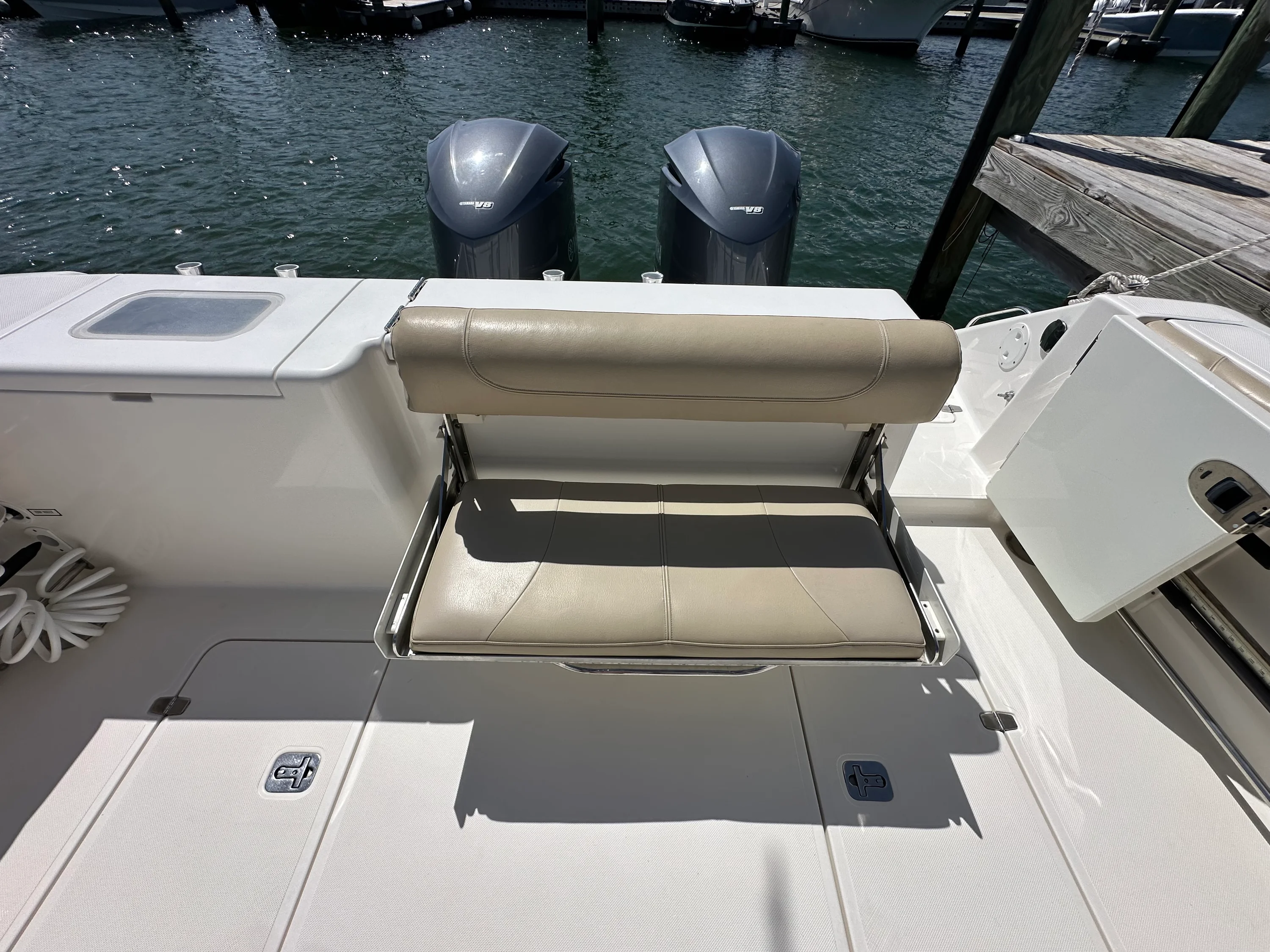 2015 Pursuit OS 345 Image Thumbnail #9