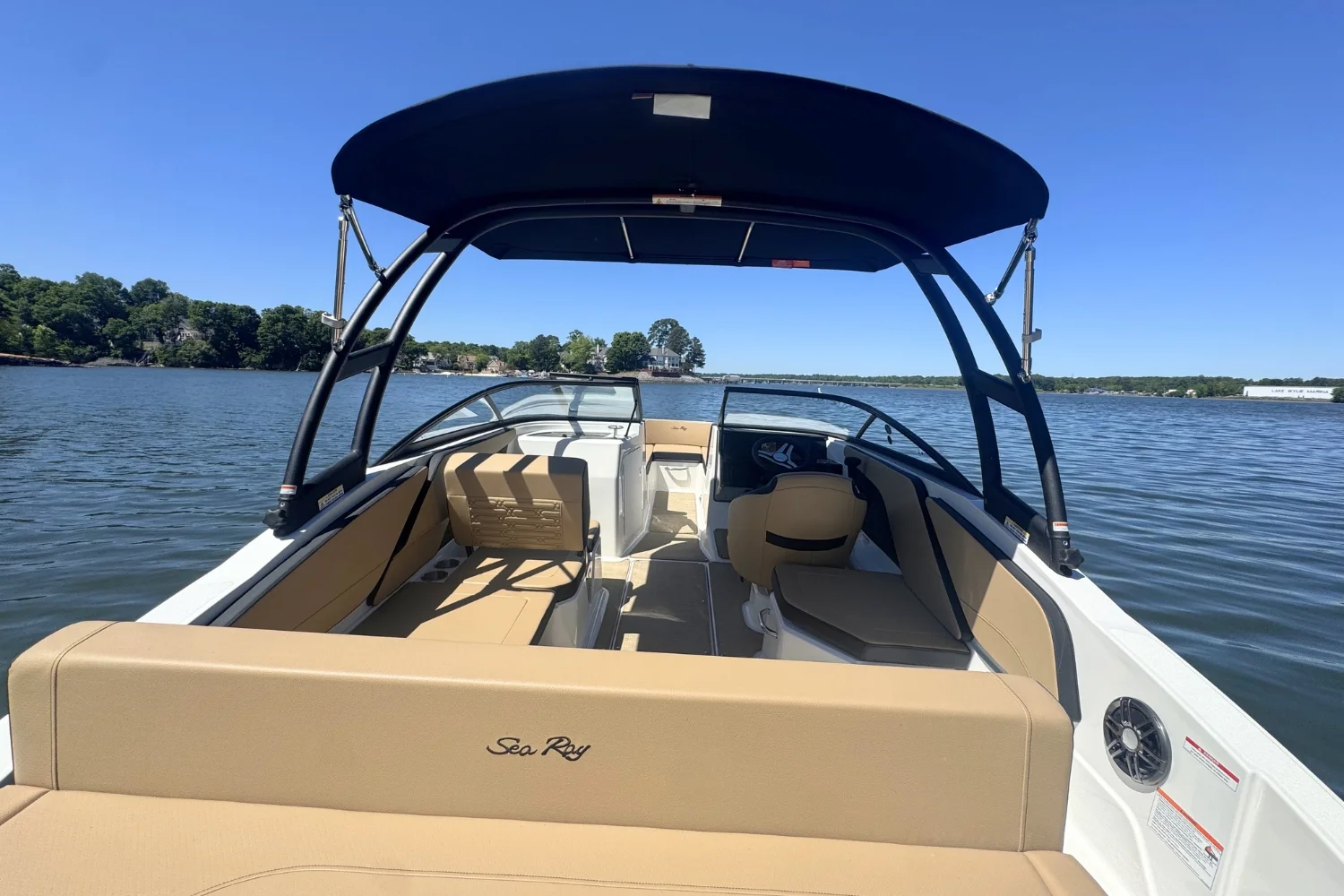 2026 Sea Ray SPX 210 Image Thumbnail #8
