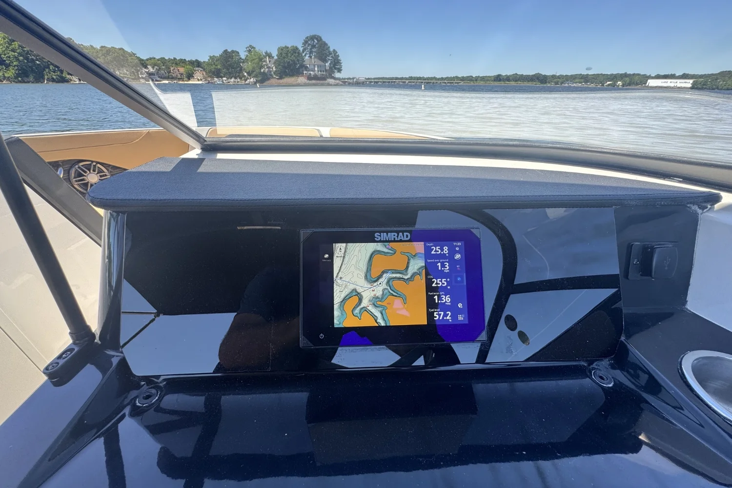 2026 Sea Ray SPX 210 Image Thumbnail #17