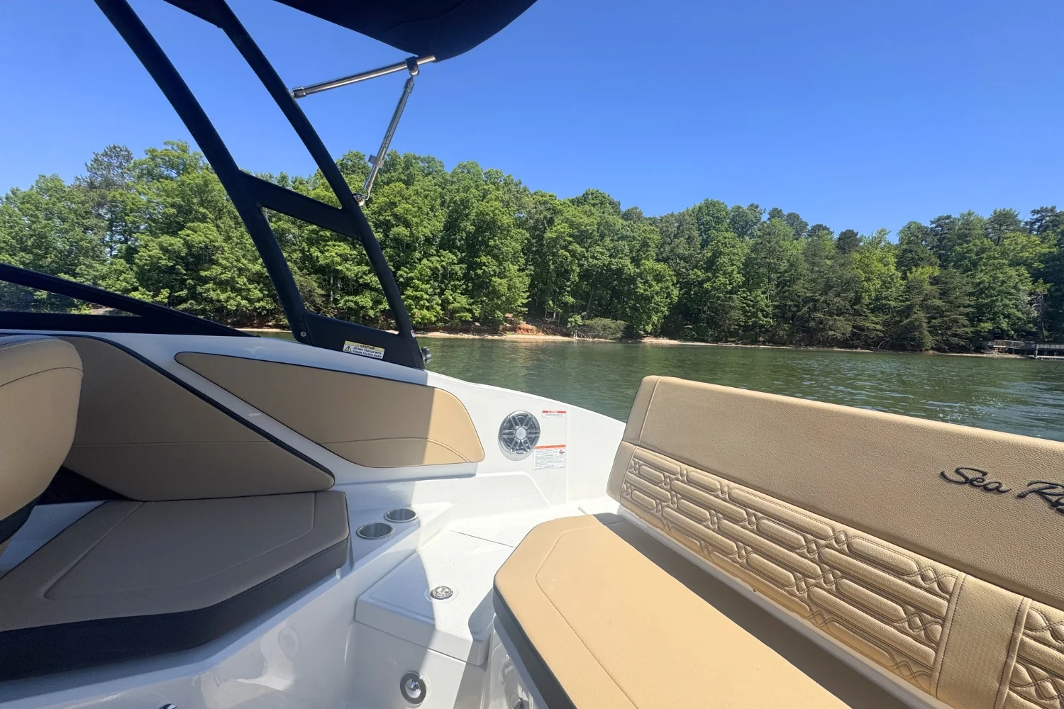 2026 Sea Ray SPX 210 Image Thumbnail #9