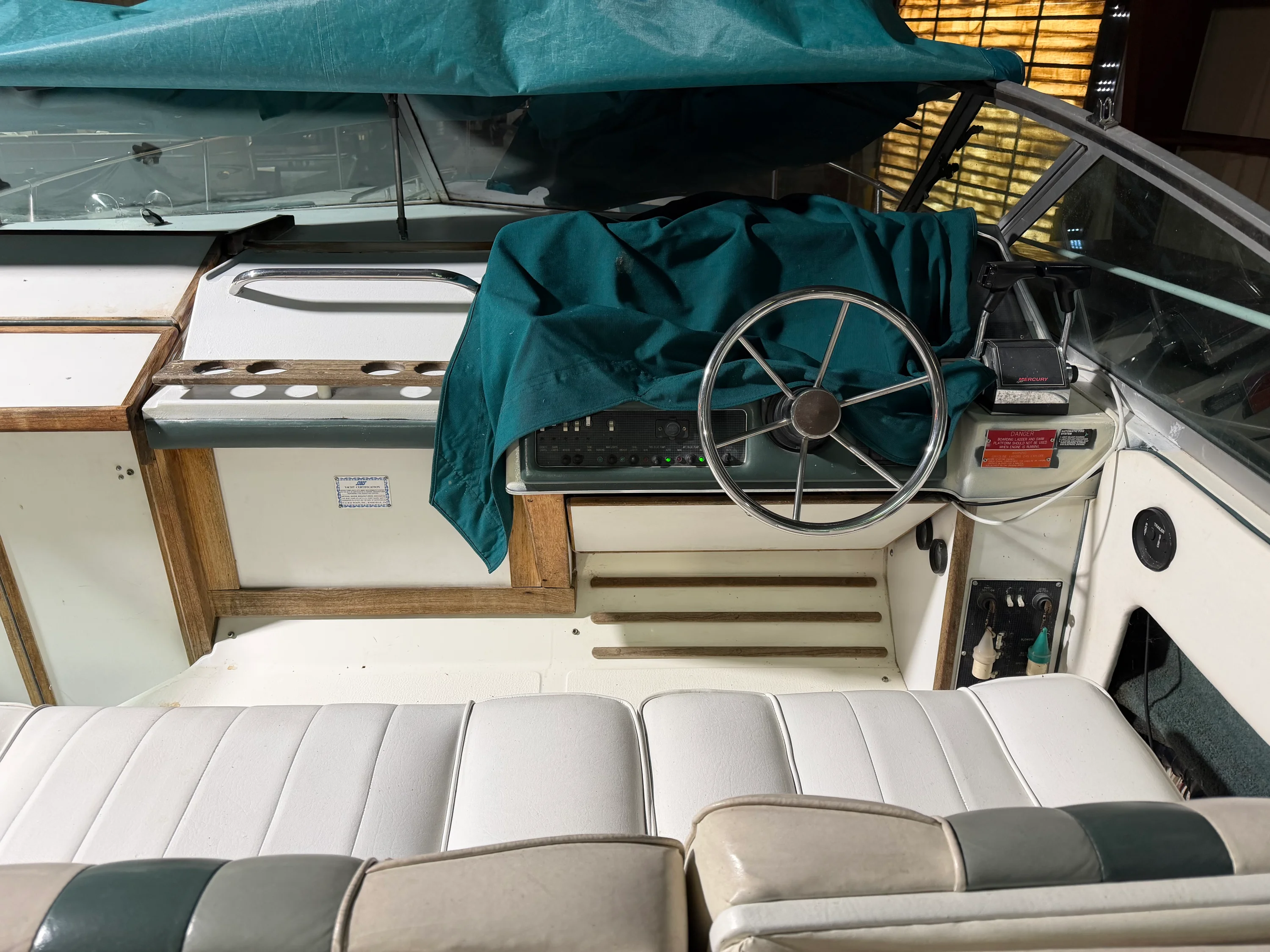 1989 Sea Ray 300 SUNDANCER Image Thumbnail #23