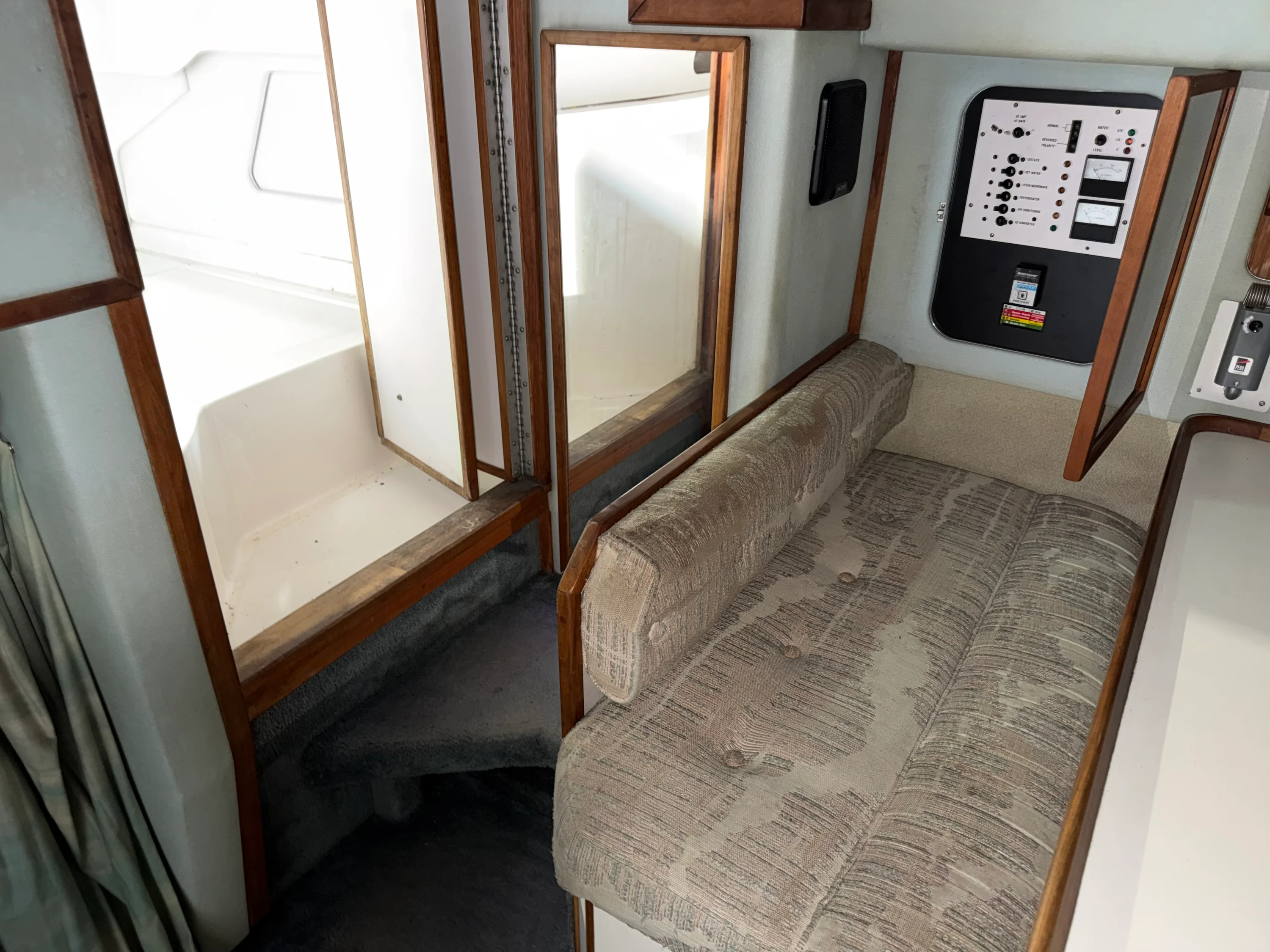 1989 Sea Ray 300 SUNDANCER Image Thumbnail #11