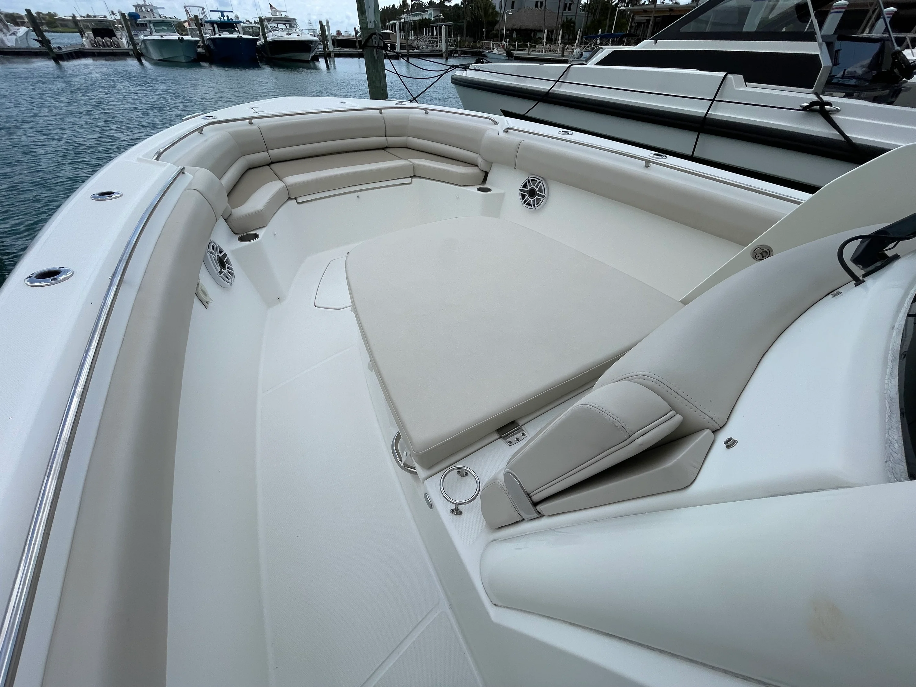 2017 Boston Whaler 330 OUTRAGE Image Thumbnail #20