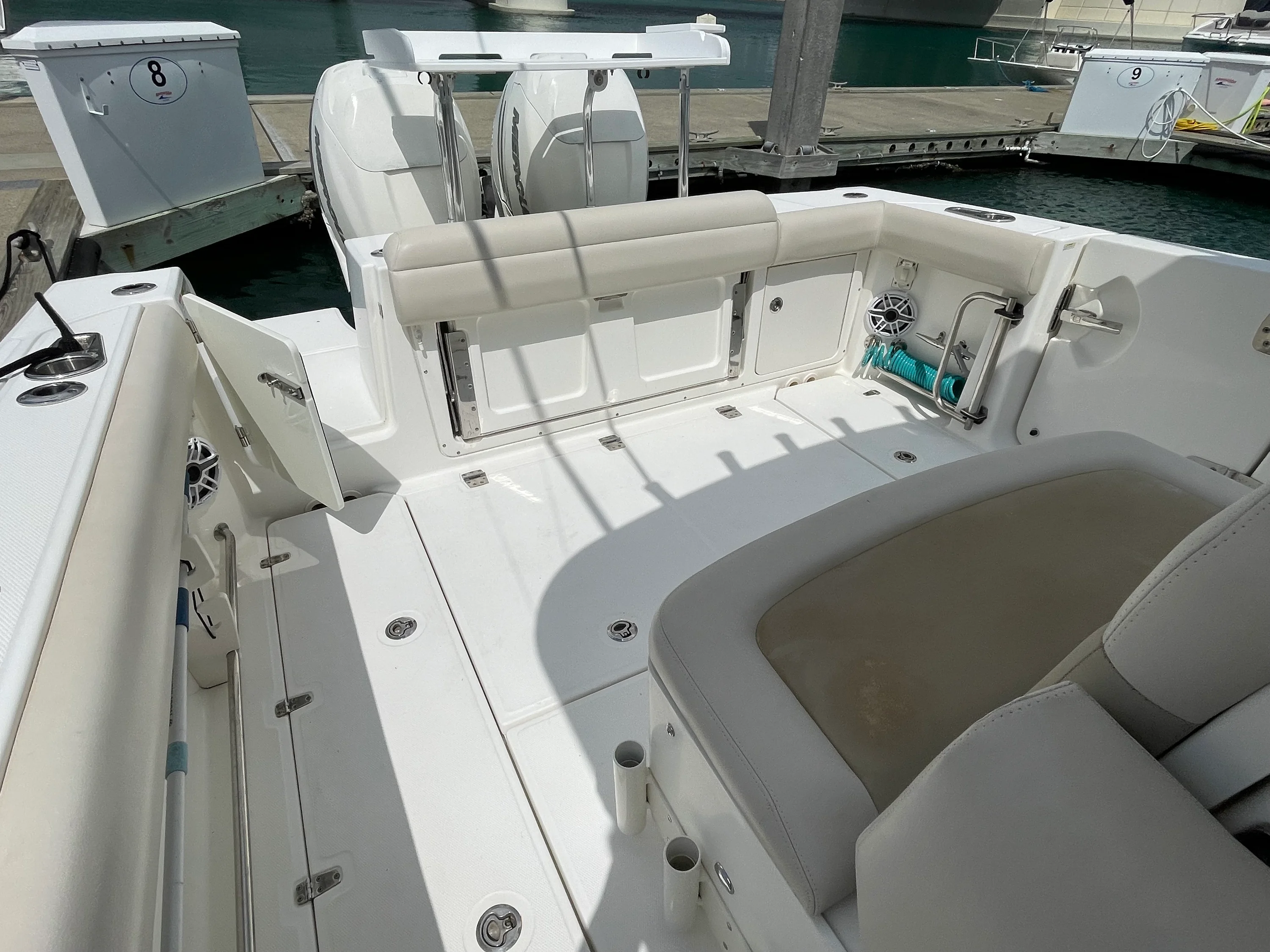 2017 Boston Whaler 330 OUTRAGE Image Thumbnail #15