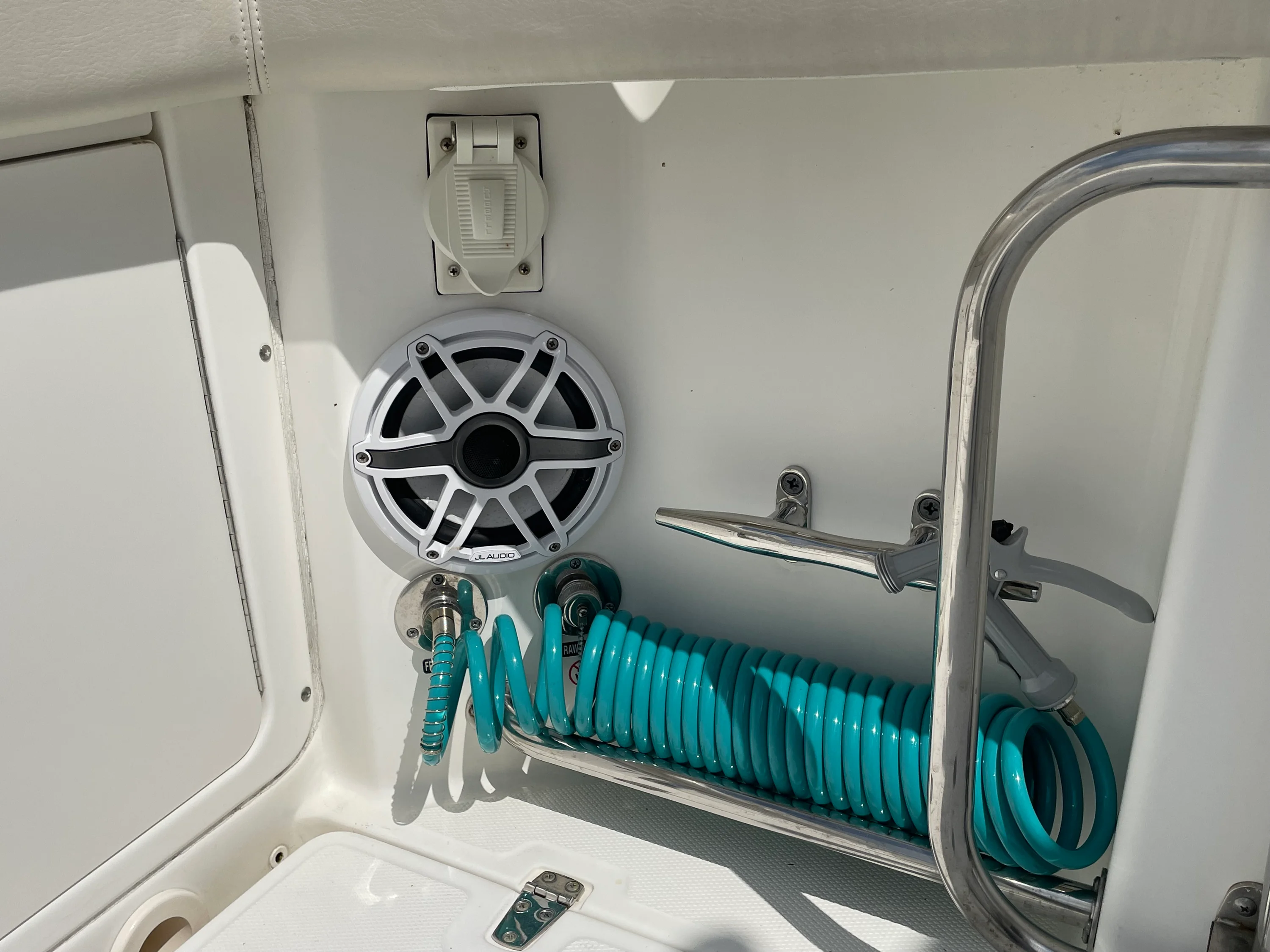 2017 Boston Whaler 330 OUTRAGE Image Thumbnail #27