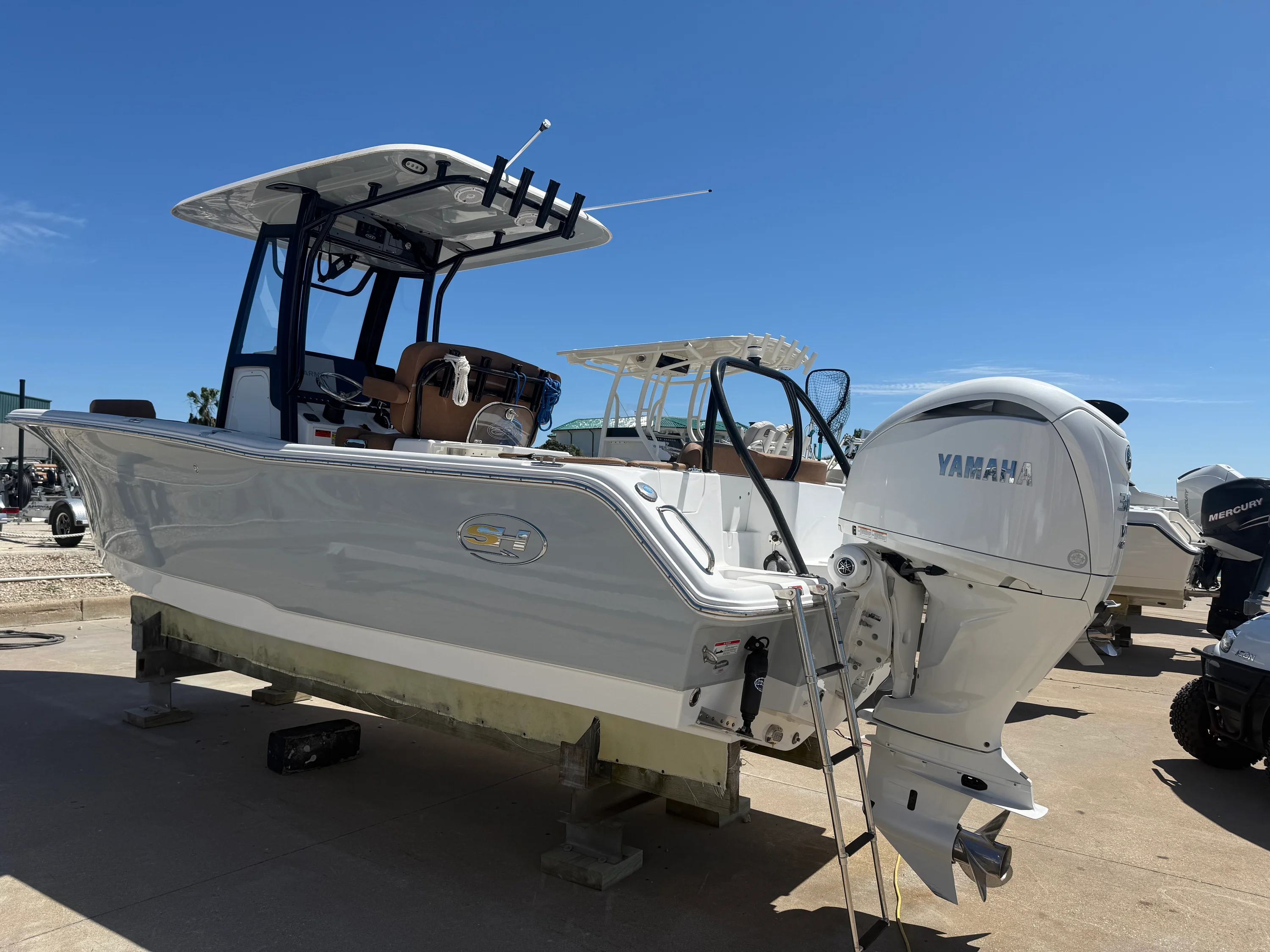 2024 Sea Hunt ULTRA 239 SE Image Thumbnail #1