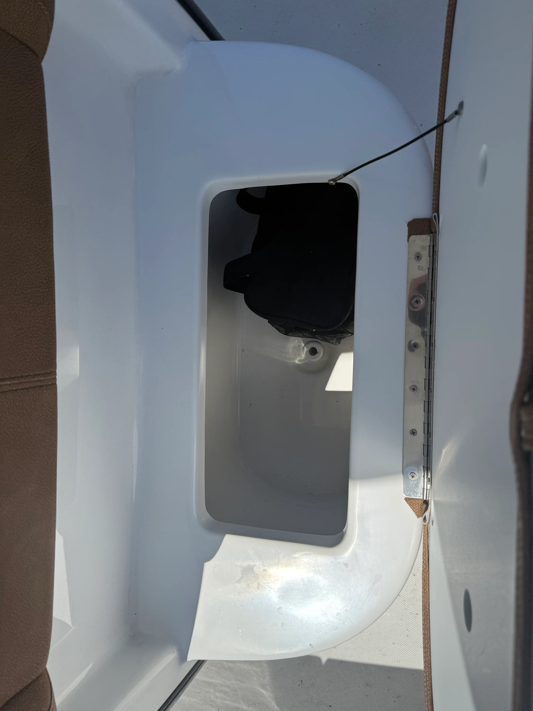 2024 Sea Hunt ULTRA 239 SE Image Thumbnail #9