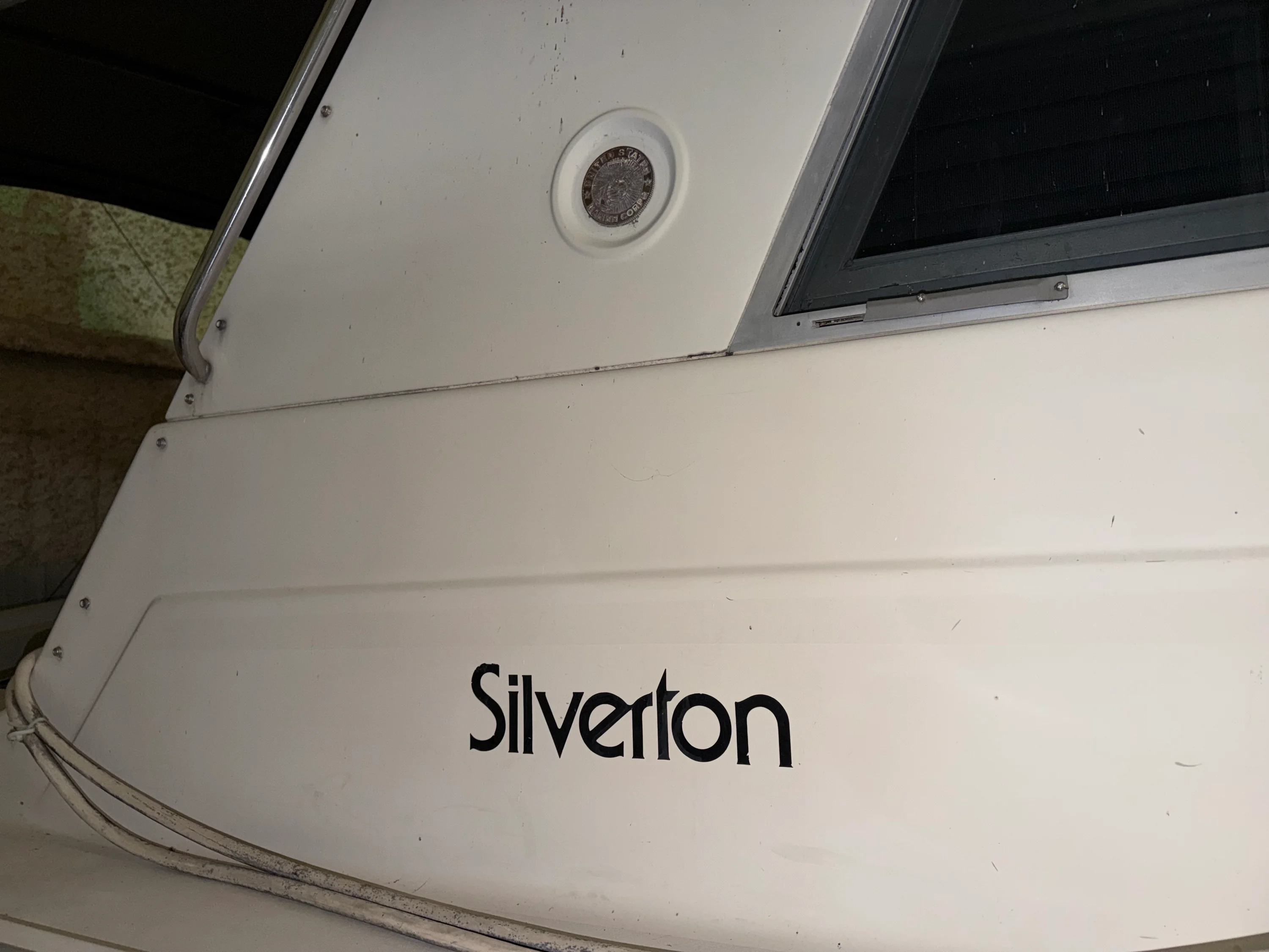 1987 Silverton 37 CONVERTIBLE Image Thumbnail #4
