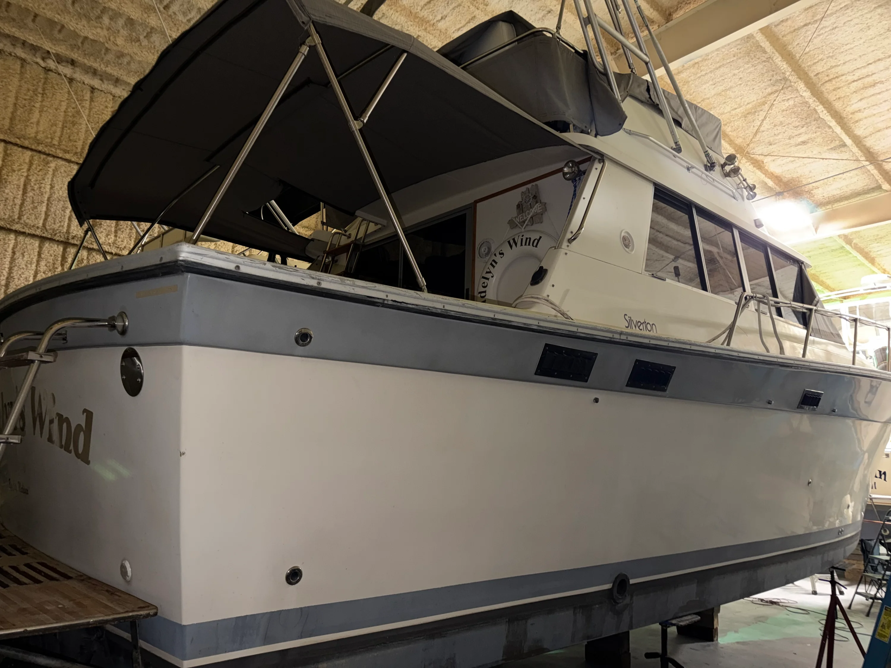1987 Silverton 37 CONVERTIBLE Image Thumbnail #6