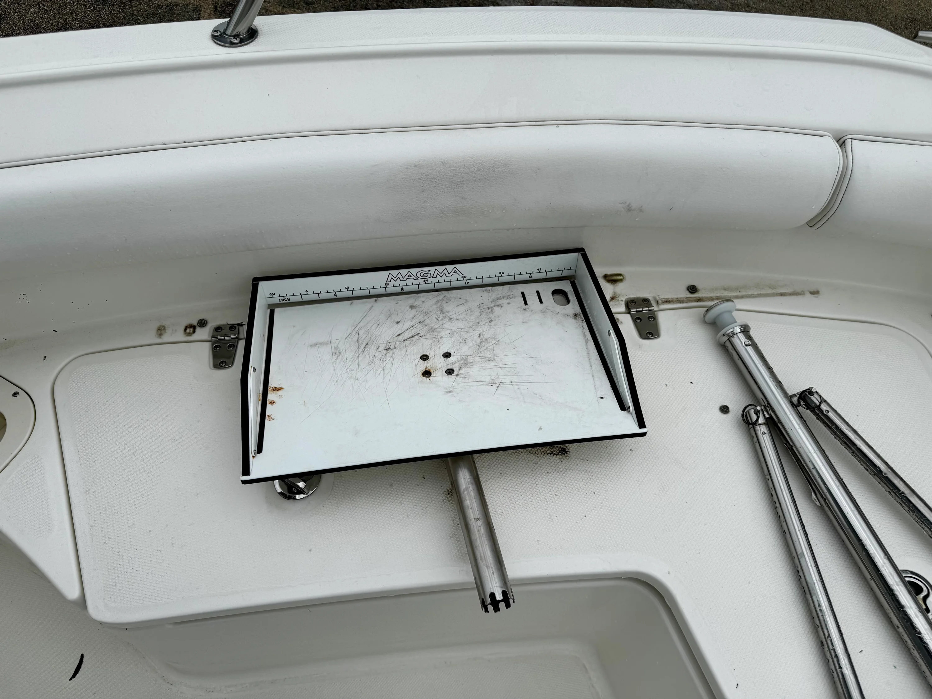2016 Boston Whaler 220 OUTRAGE Image Thumbnail #14