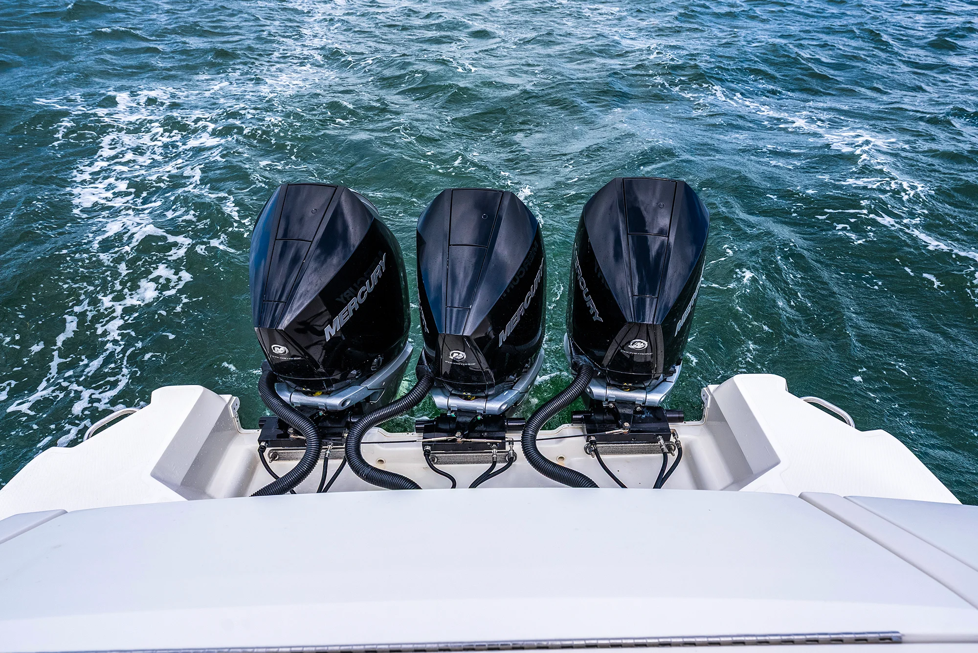 2022 Sea Ray 320 DA OB Image Thumbnail #24