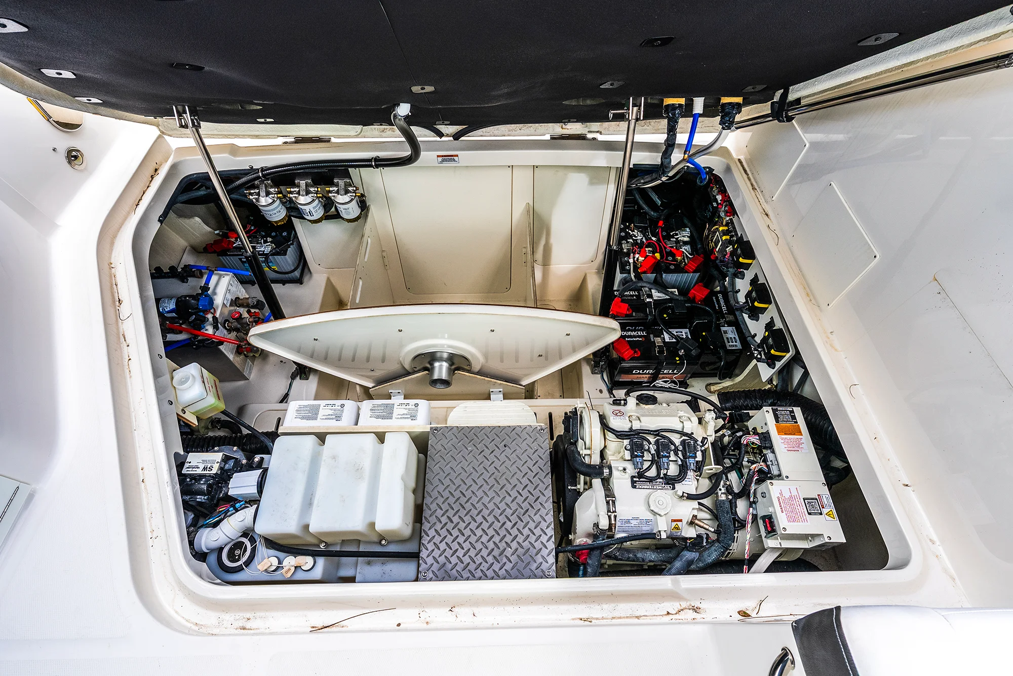 2022 Sea Ray 320 DA OB Image Thumbnail #59