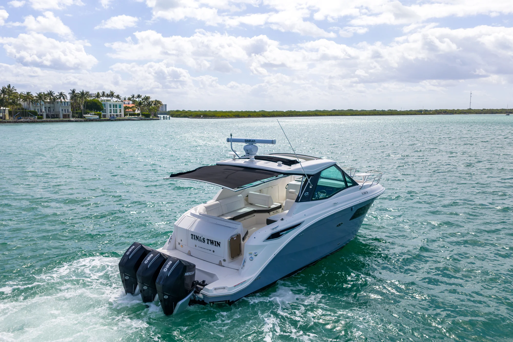 2022 Sea Ray 320 DA OB Image Thumbnail #7