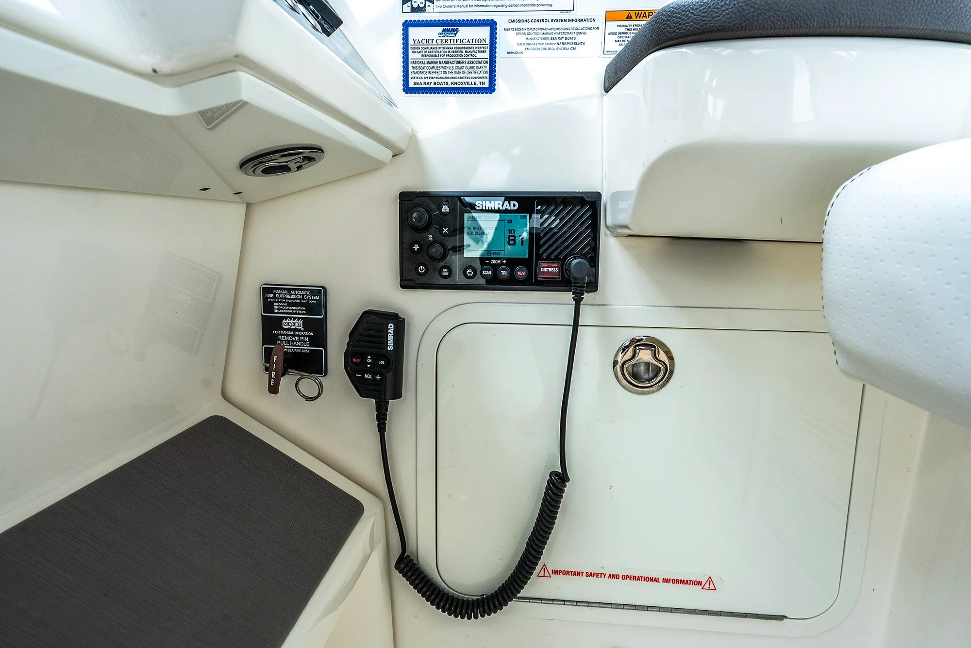 2022 Sea Ray 320 DA OB Image Thumbnail #37