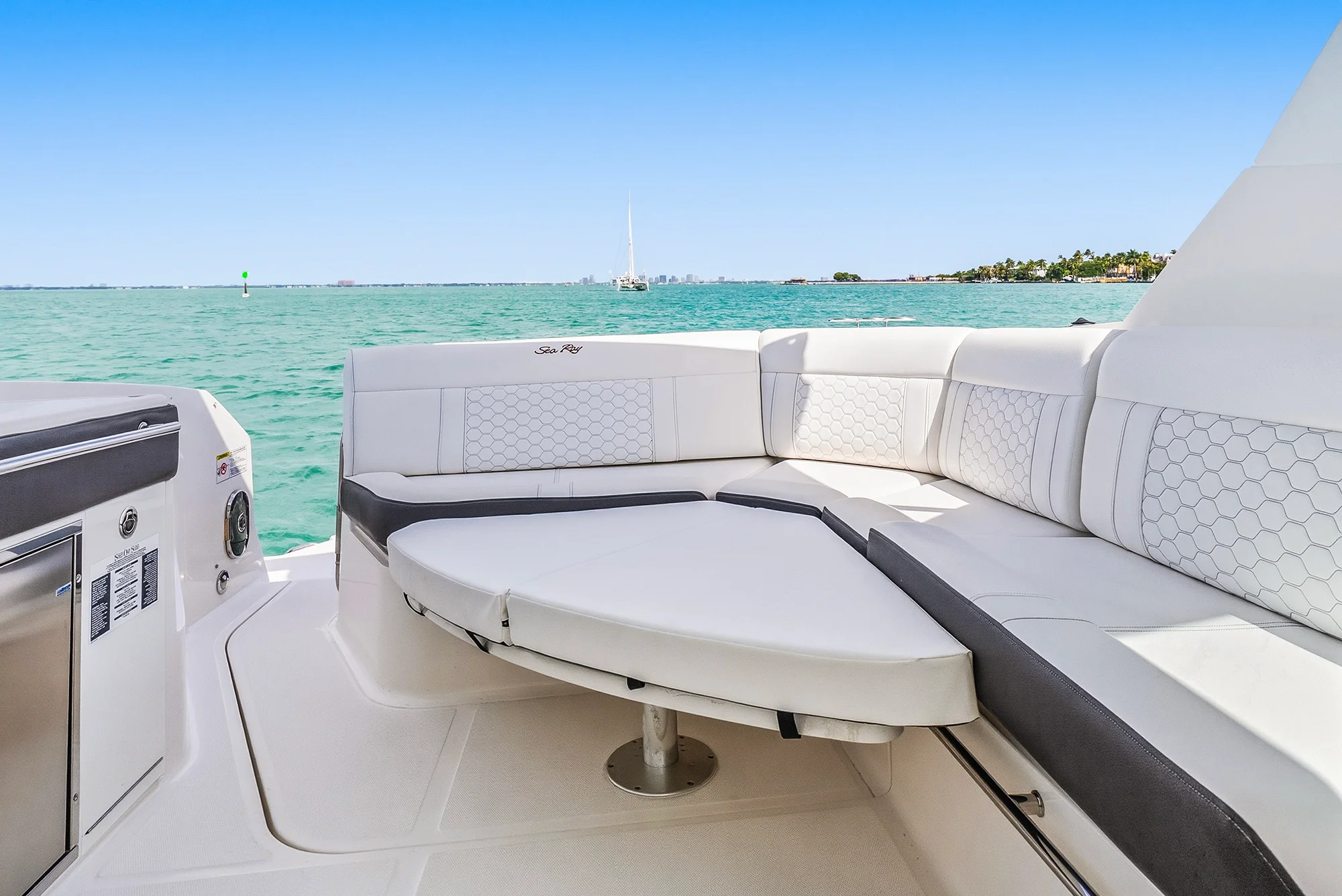 2022 Sea Ray 320 DA OB Image Thumbnail #56