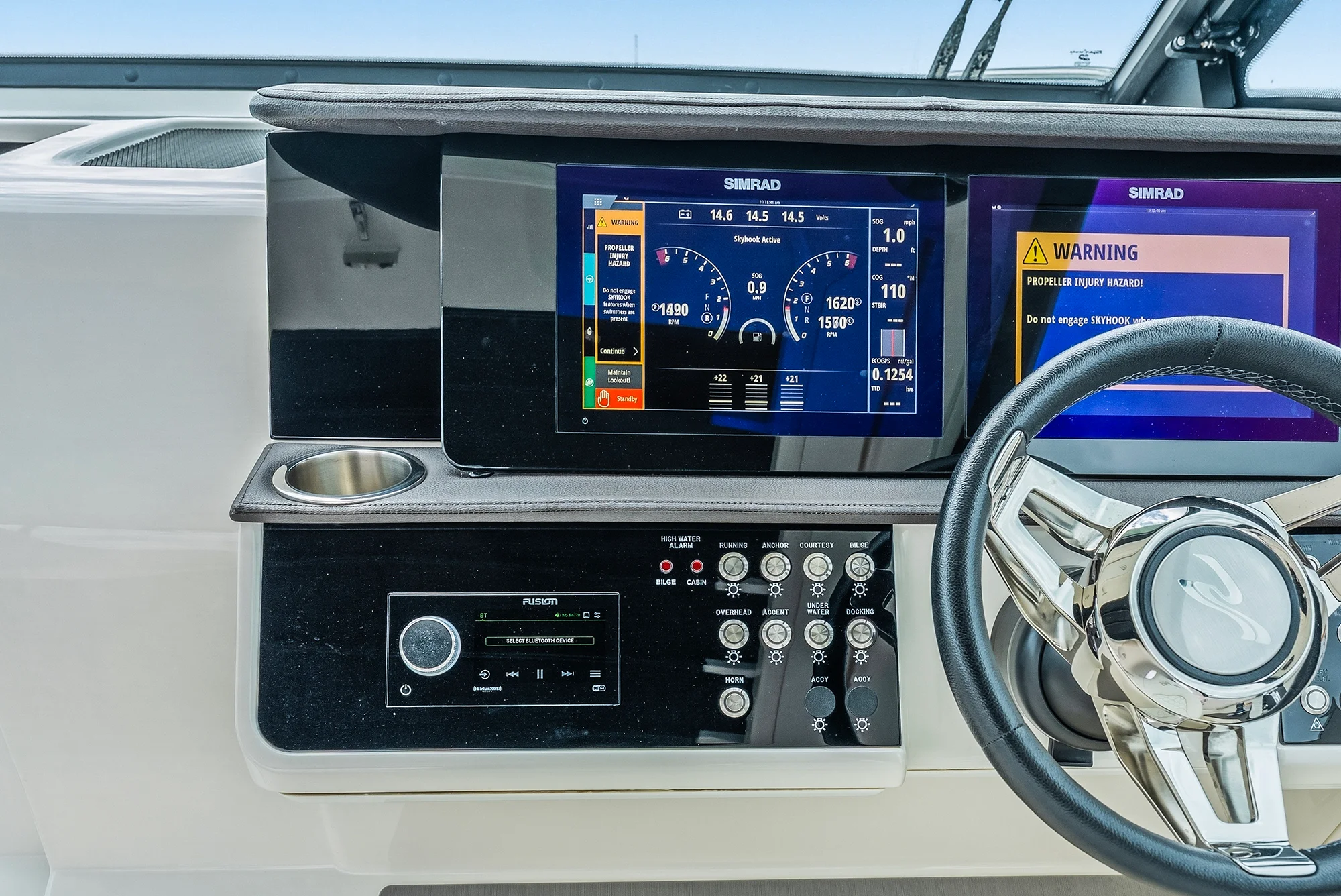 2022 Sea Ray 320 DA OB Image Thumbnail #31