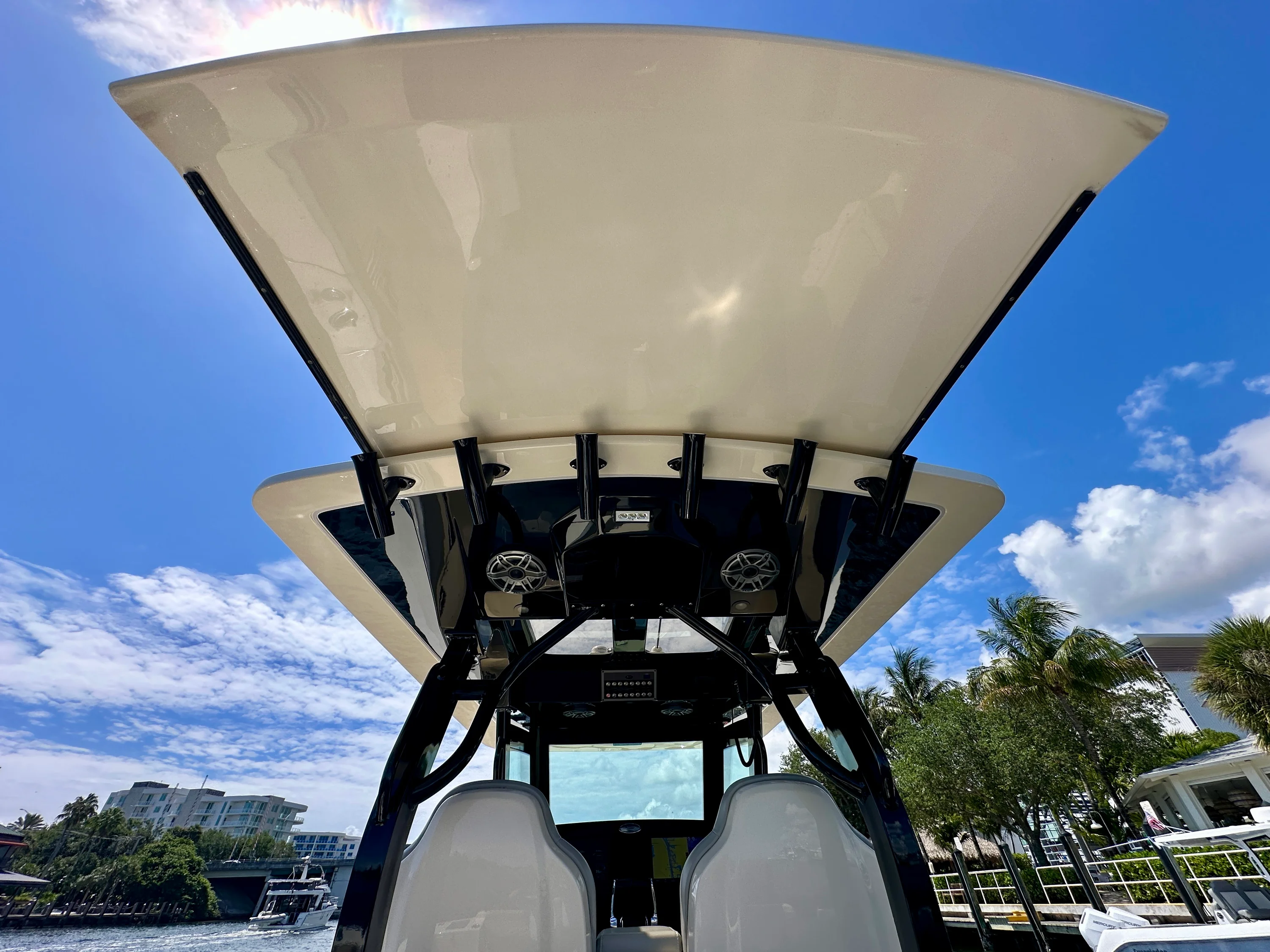 2025 Scout 330 LXF Image Thumbnail #33