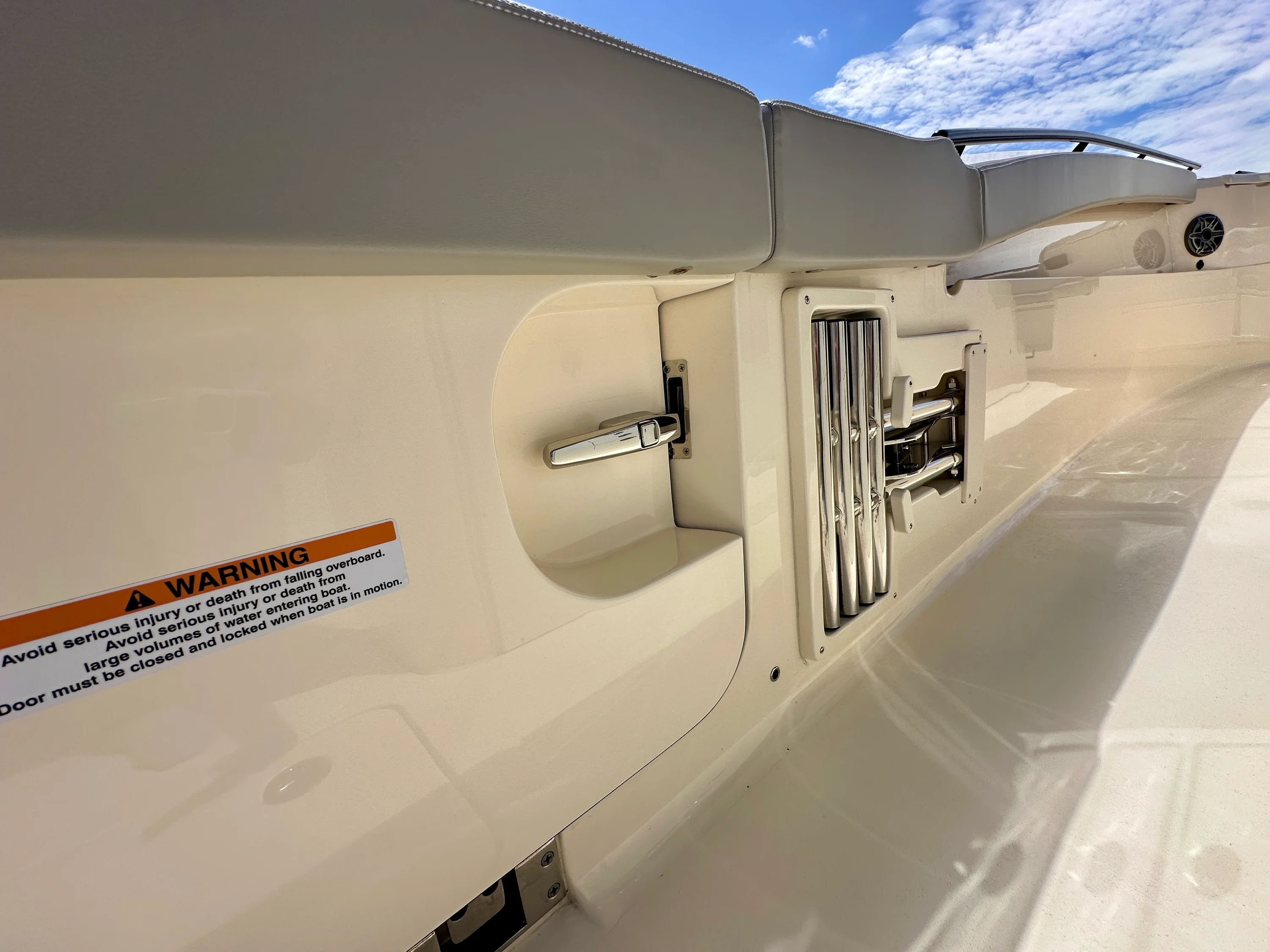 2025 Scout 330 LXF Image Thumbnail #36