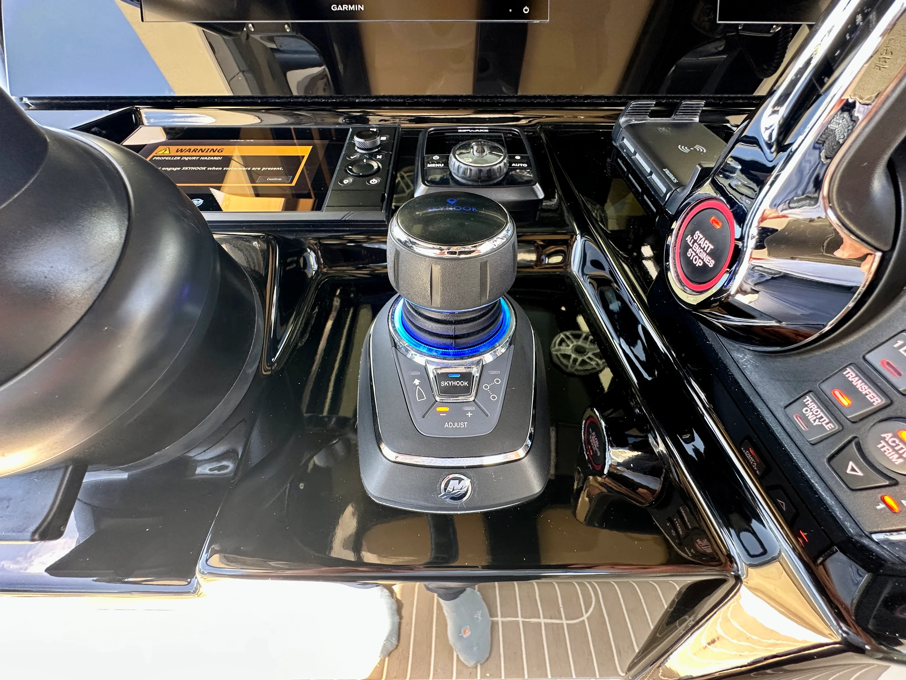 2025 Scout 330 LXF Image Thumbnail #23