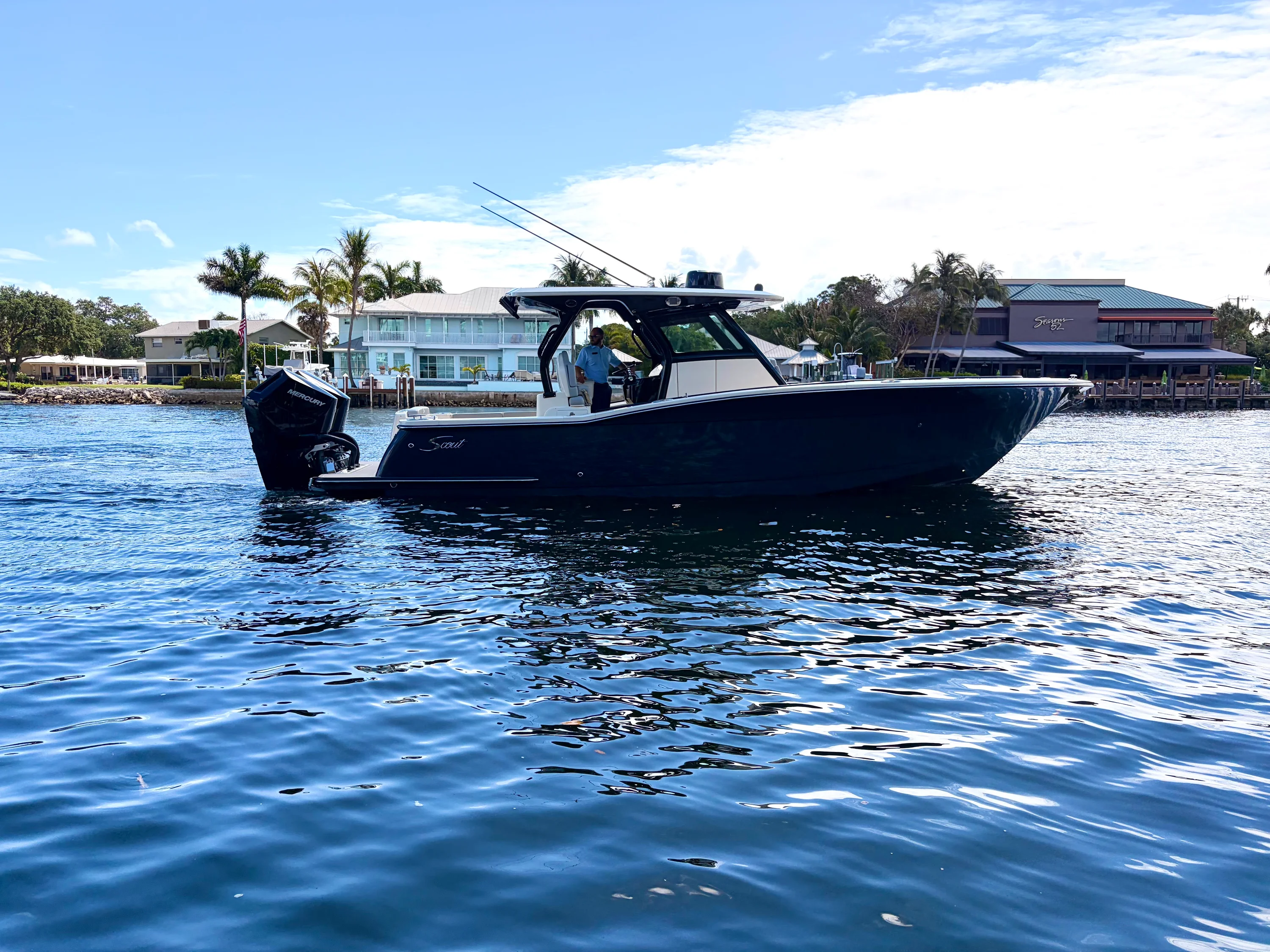 2025 Scout 330 LXF Image Thumbnail #41