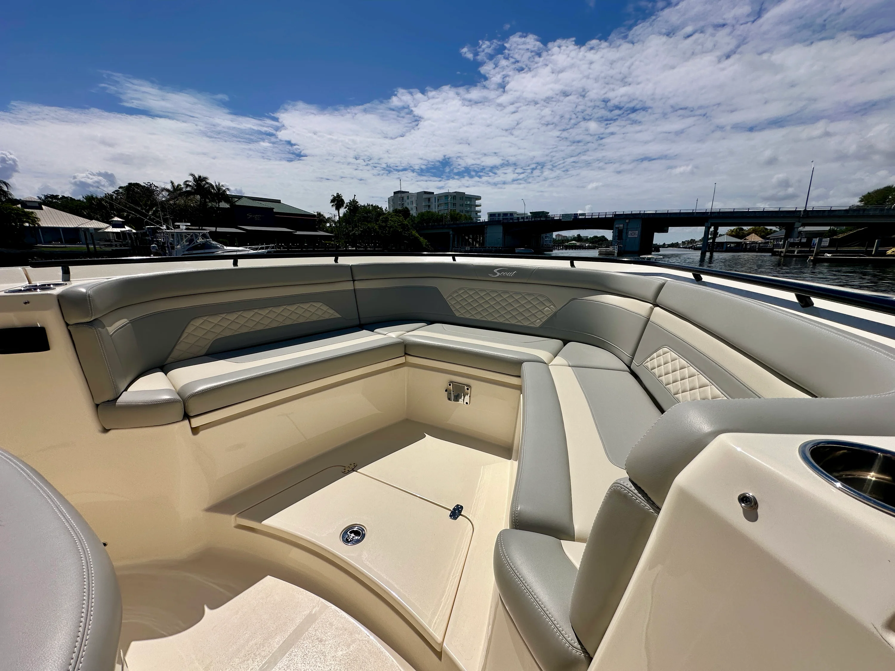 2025 Scout 330 LXF Image Thumbnail #13