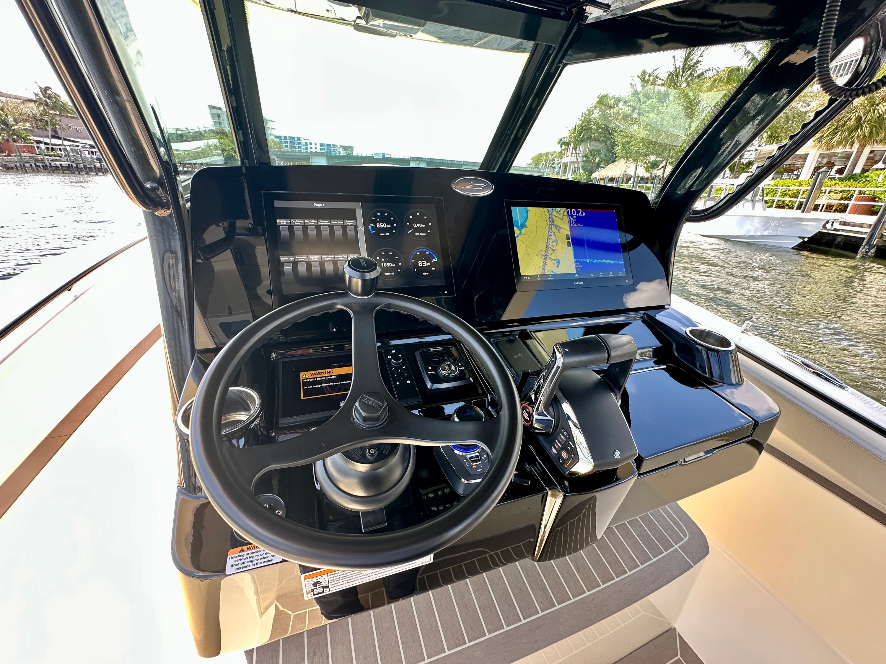 2025 Scout 330 LXF Image Thumbnail #21