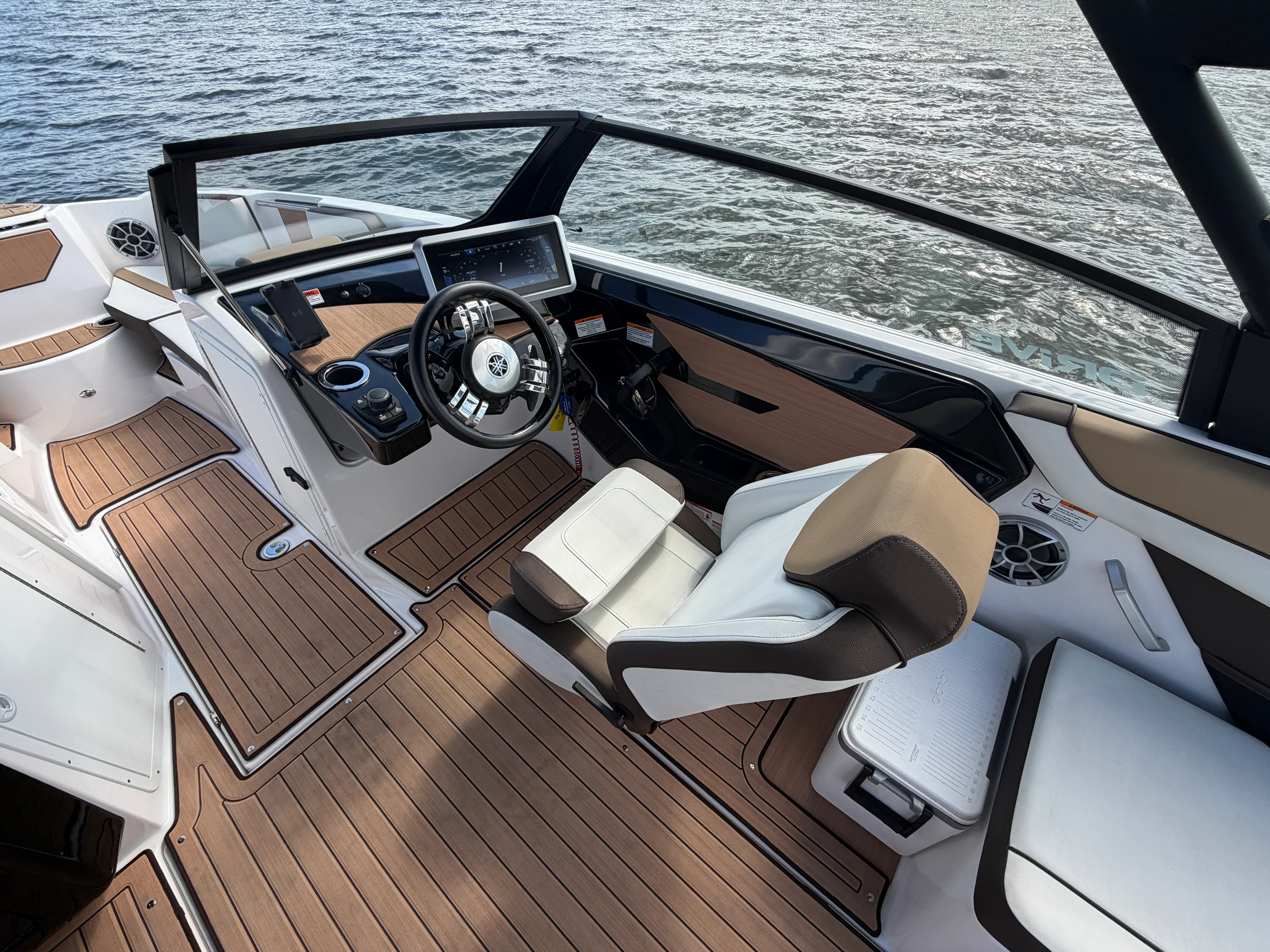 2023 Yamaha 222SD Image Thumbnail #12