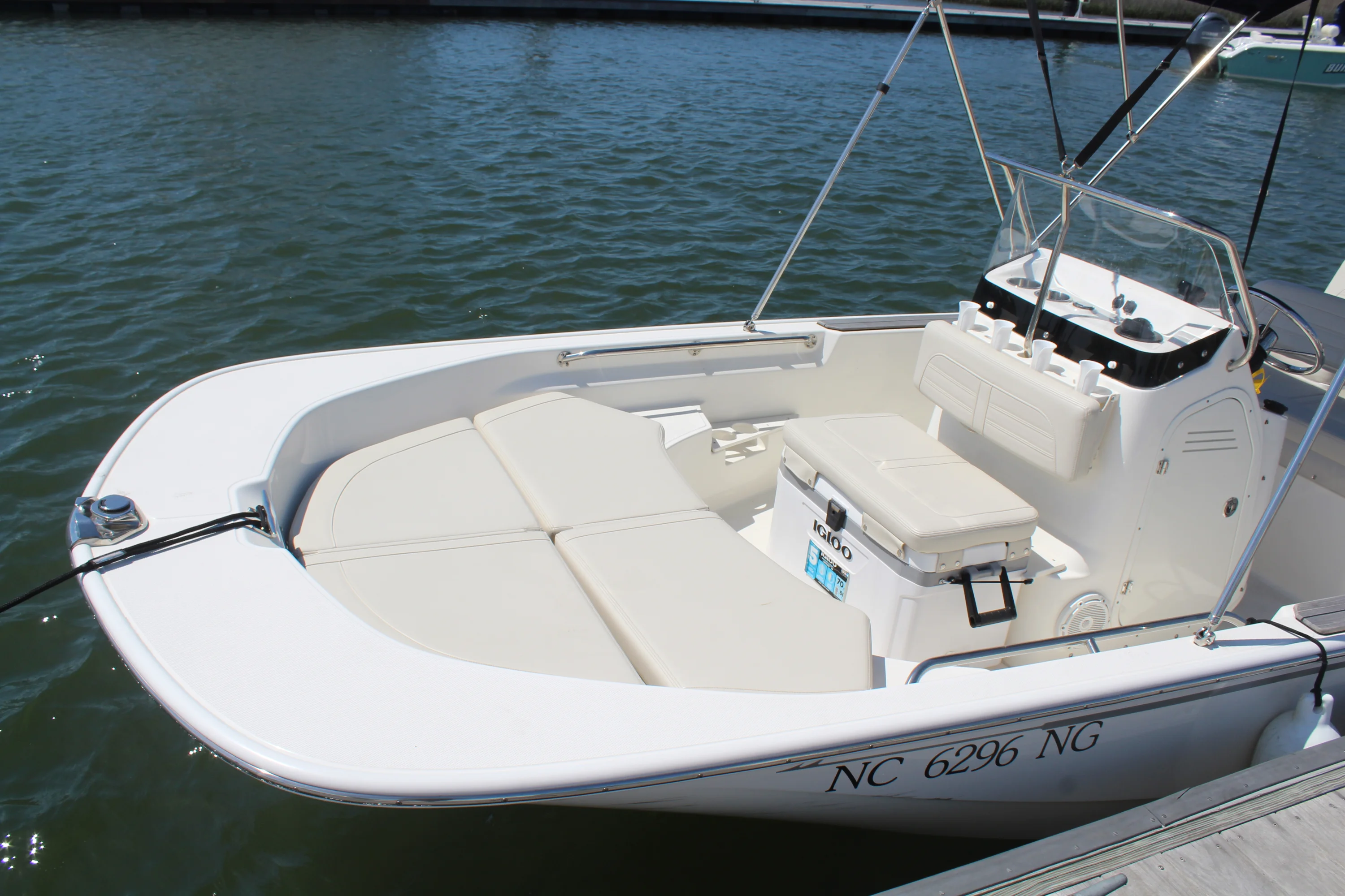 2025 Boston Whaler 170 MONTAUK Image Thumbnail #3