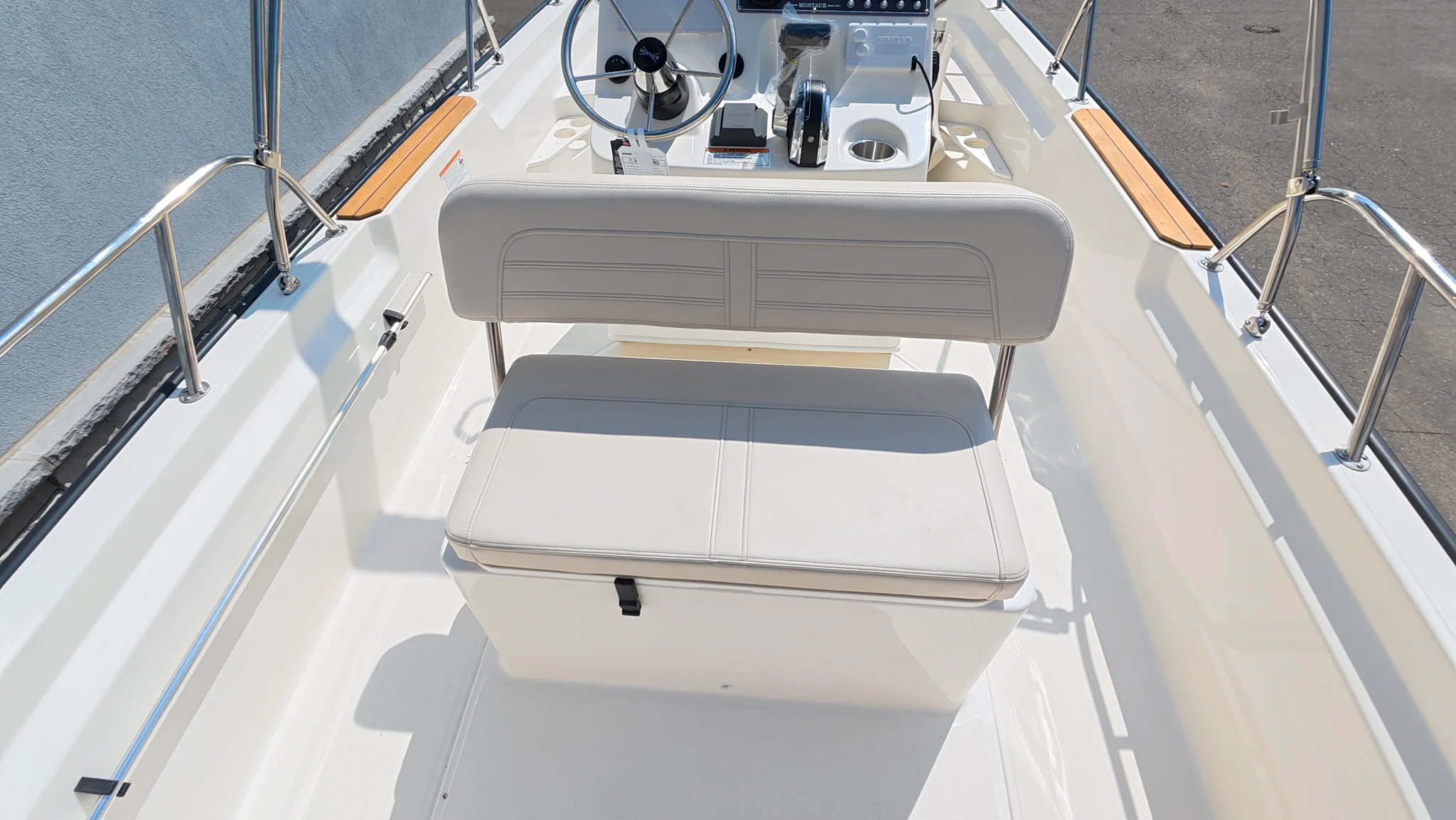 2026 Boston Whaler 170 Montauk Image Thumbnail #10