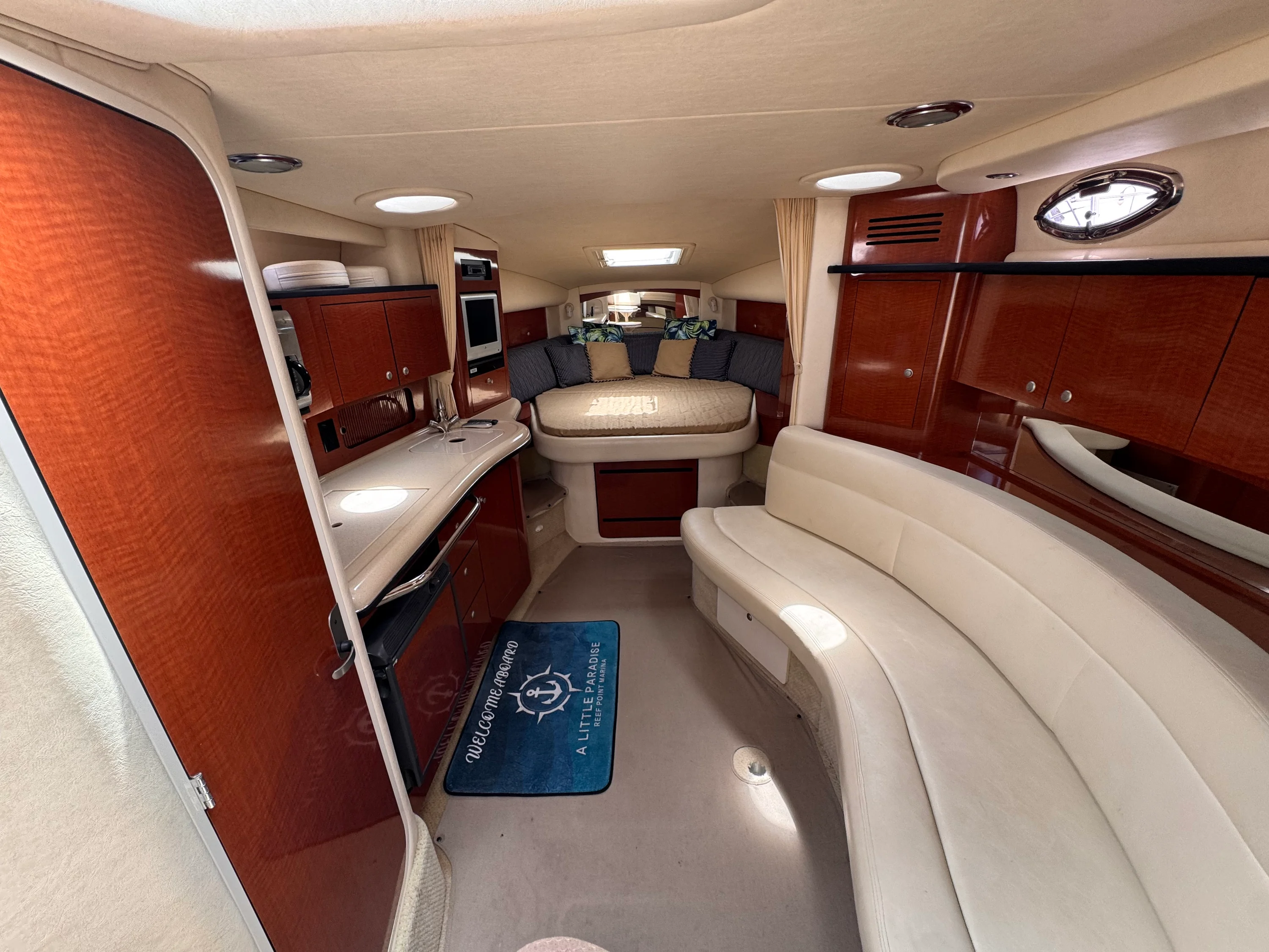 2005 Sea Ray 320 SUNDANCER Image Thumbnail #20