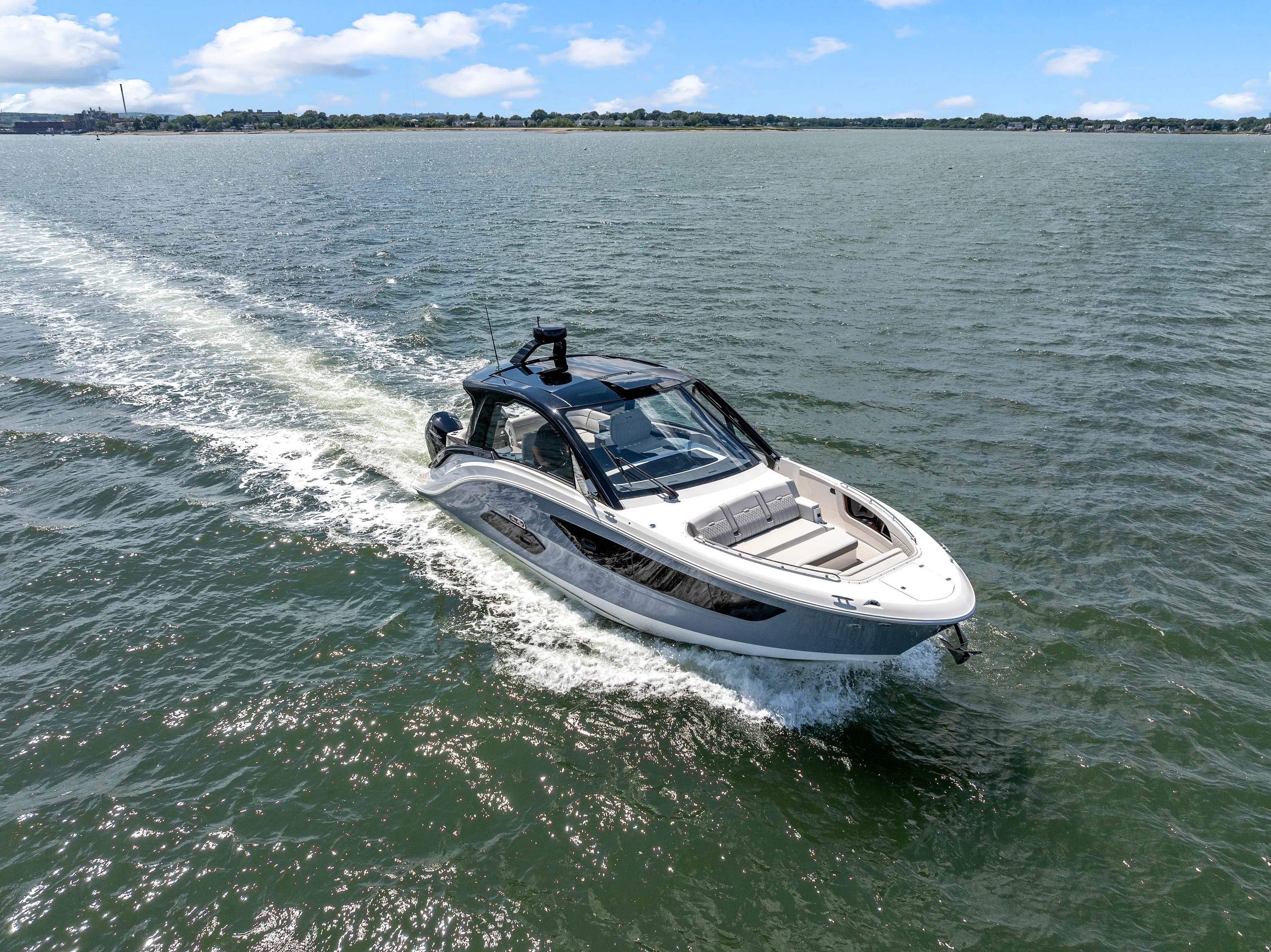 2026 Sea Ray Sundancer 370 Outboard Image Thumbnail #2