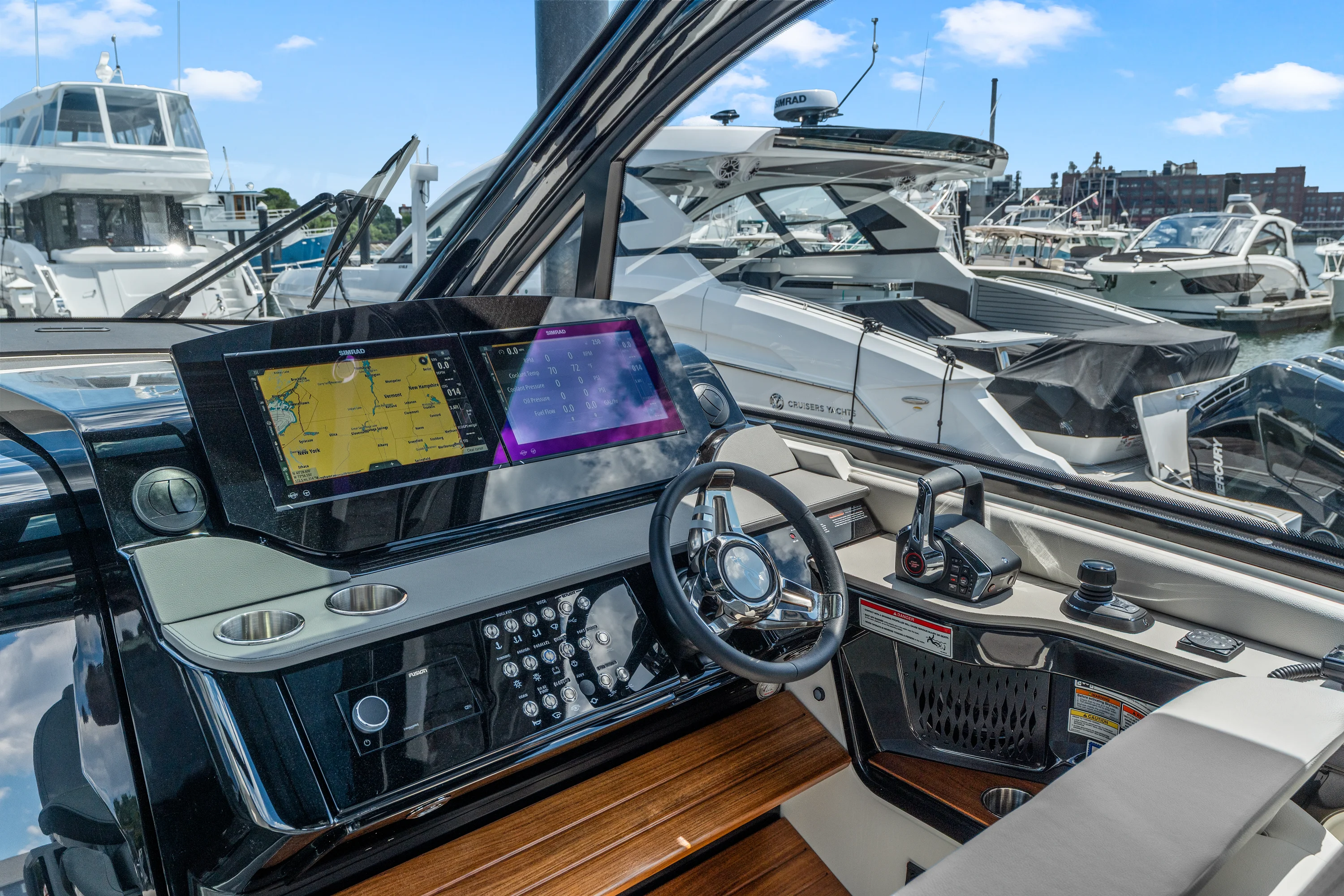 2026 Sea Ray Sundancer 370 Outboard Image Thumbnail #20