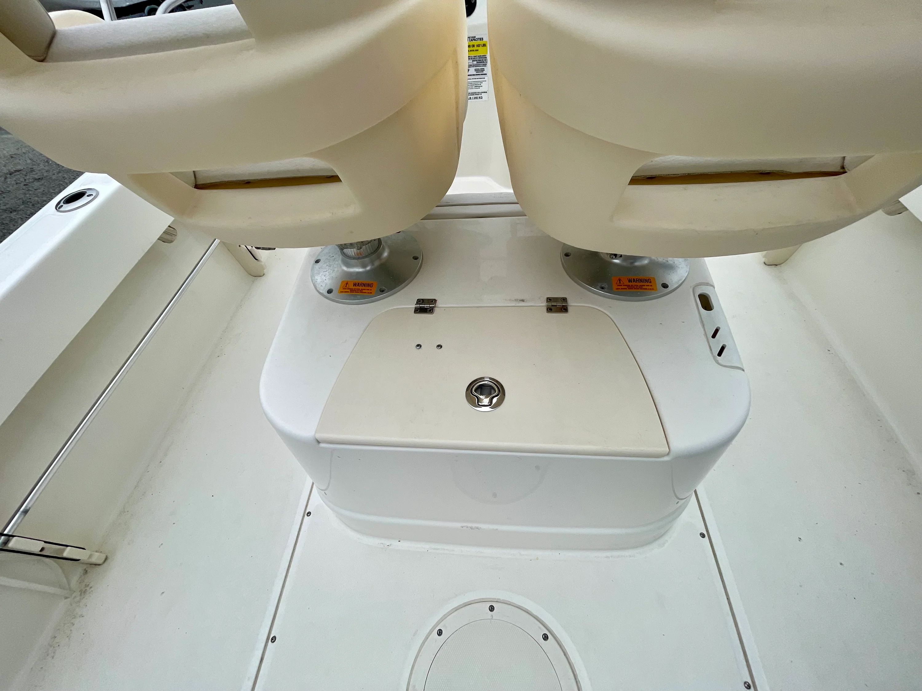 2020 Boston Whaler 190 Outrage Image Thumbnail #3