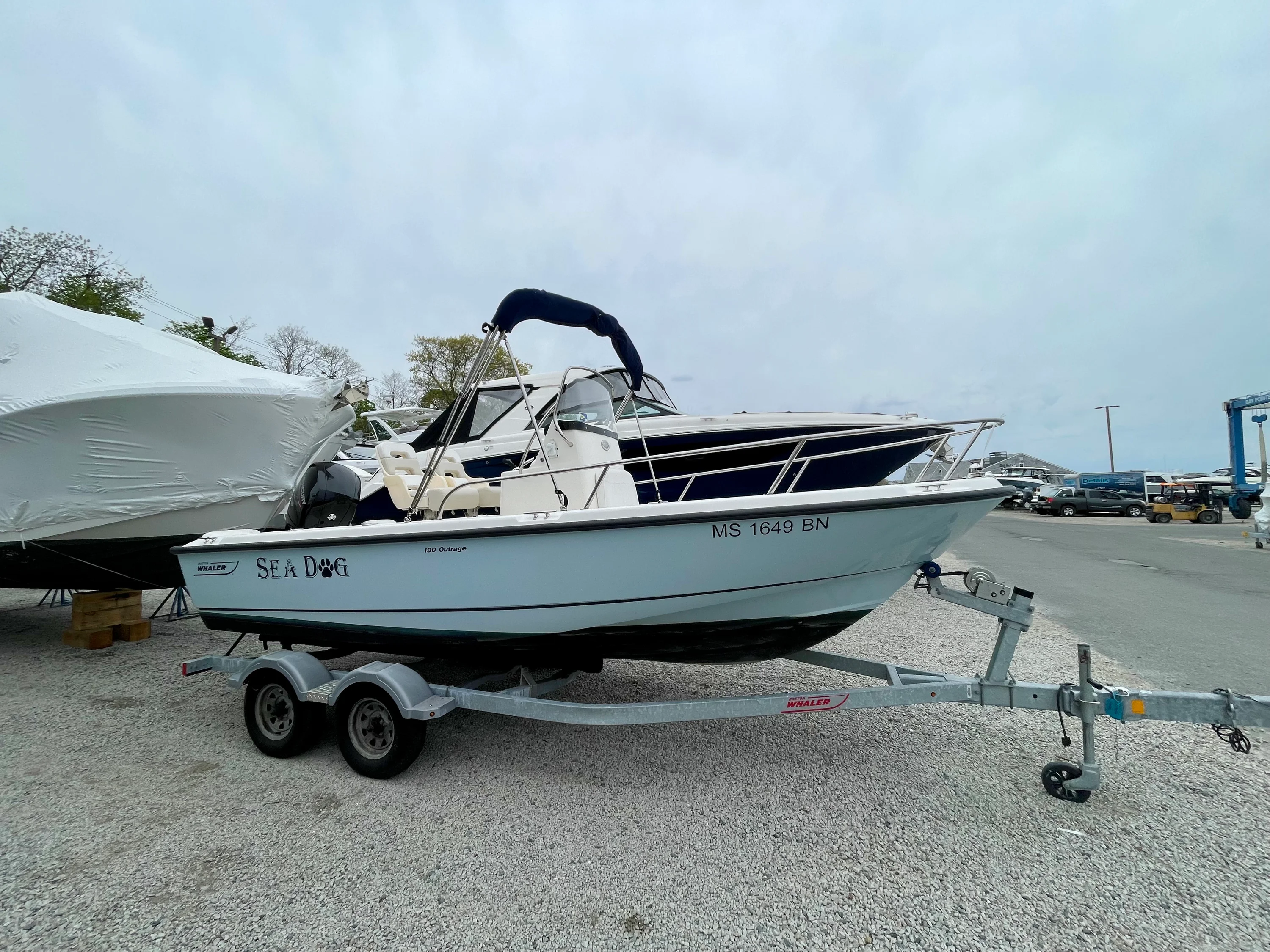 2020 Boston Whaler 190 Outrage Image Thumbnail #1