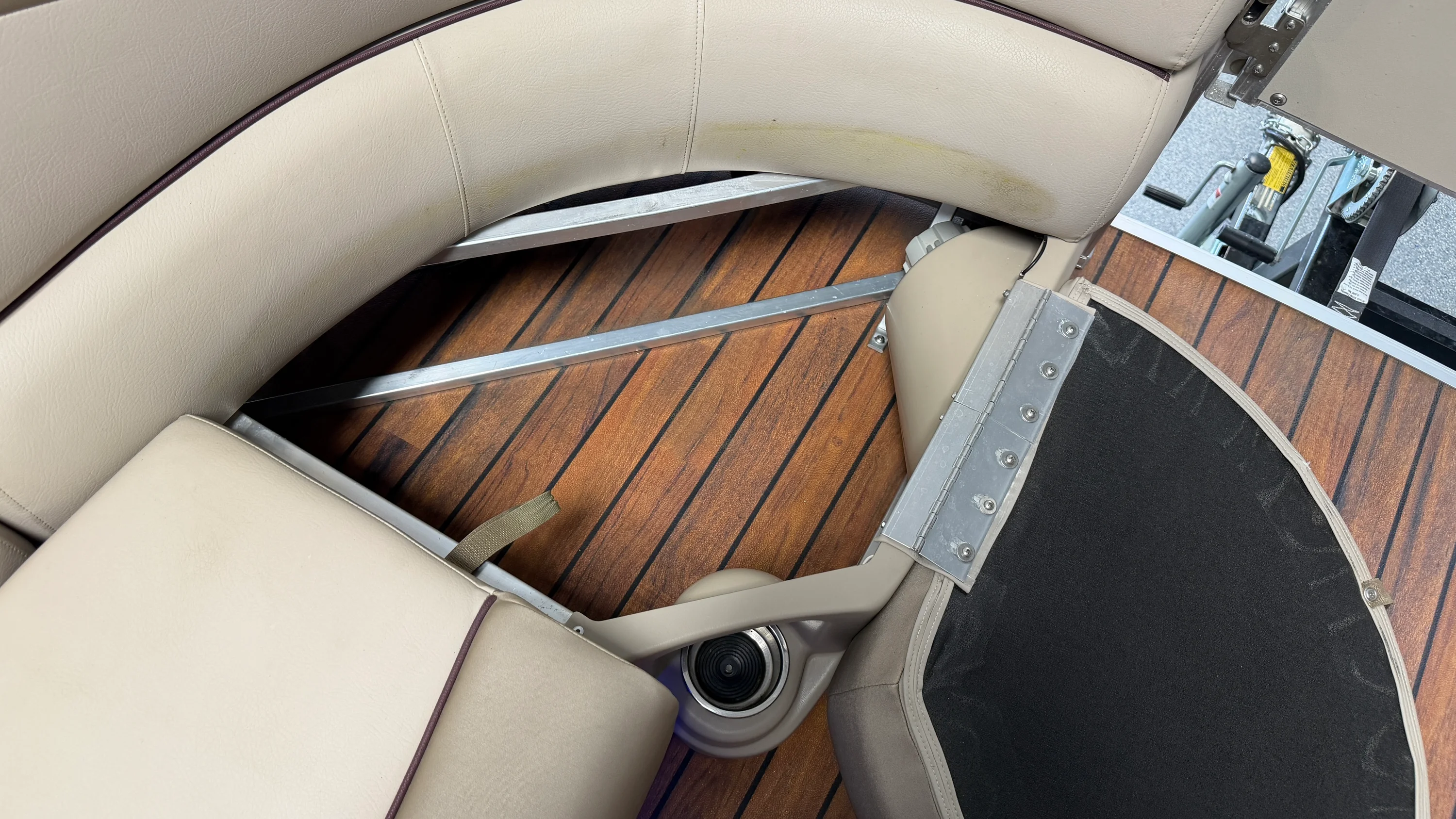 2018 Avalon 2585 CATALINA ENT Image Thumbnail #67