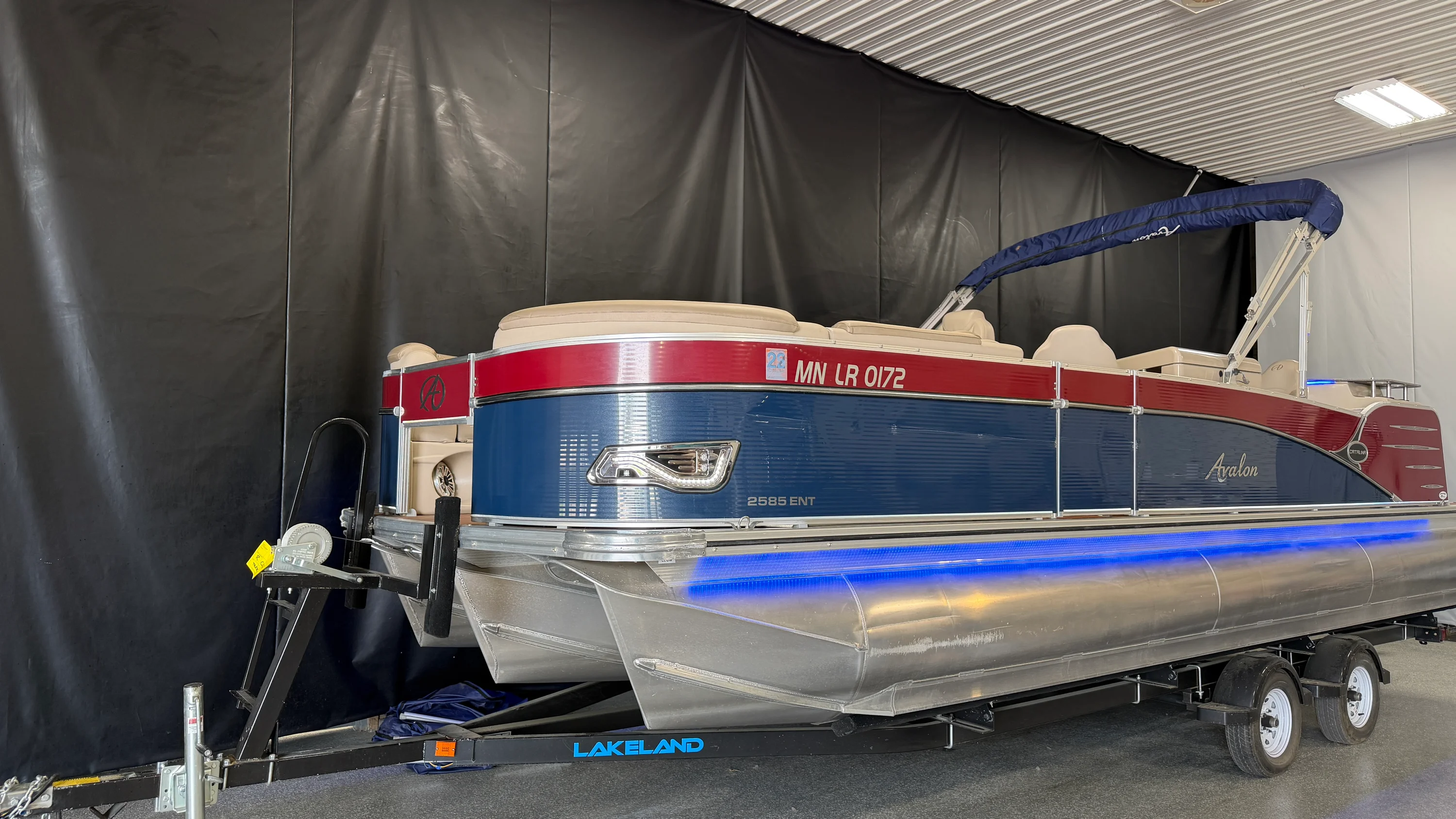 2018 Avalon 2585 CATALINA ENT Image Thumbnail #2