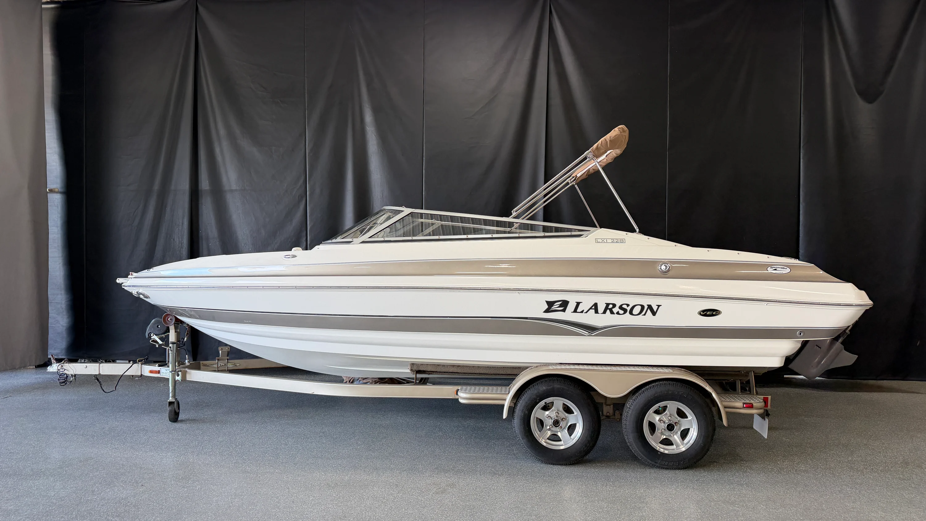 2006 Larson LXI228 Image Thumbnail #0
