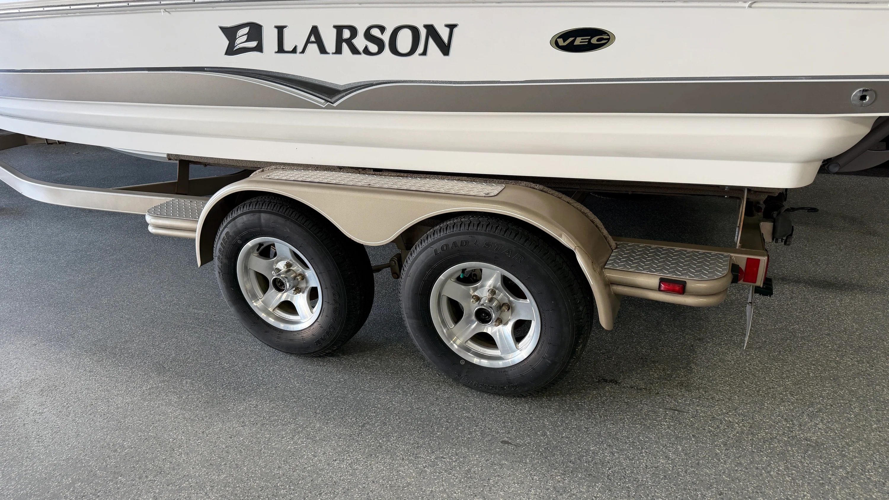2006 Larson LXI228 Image Thumbnail #82