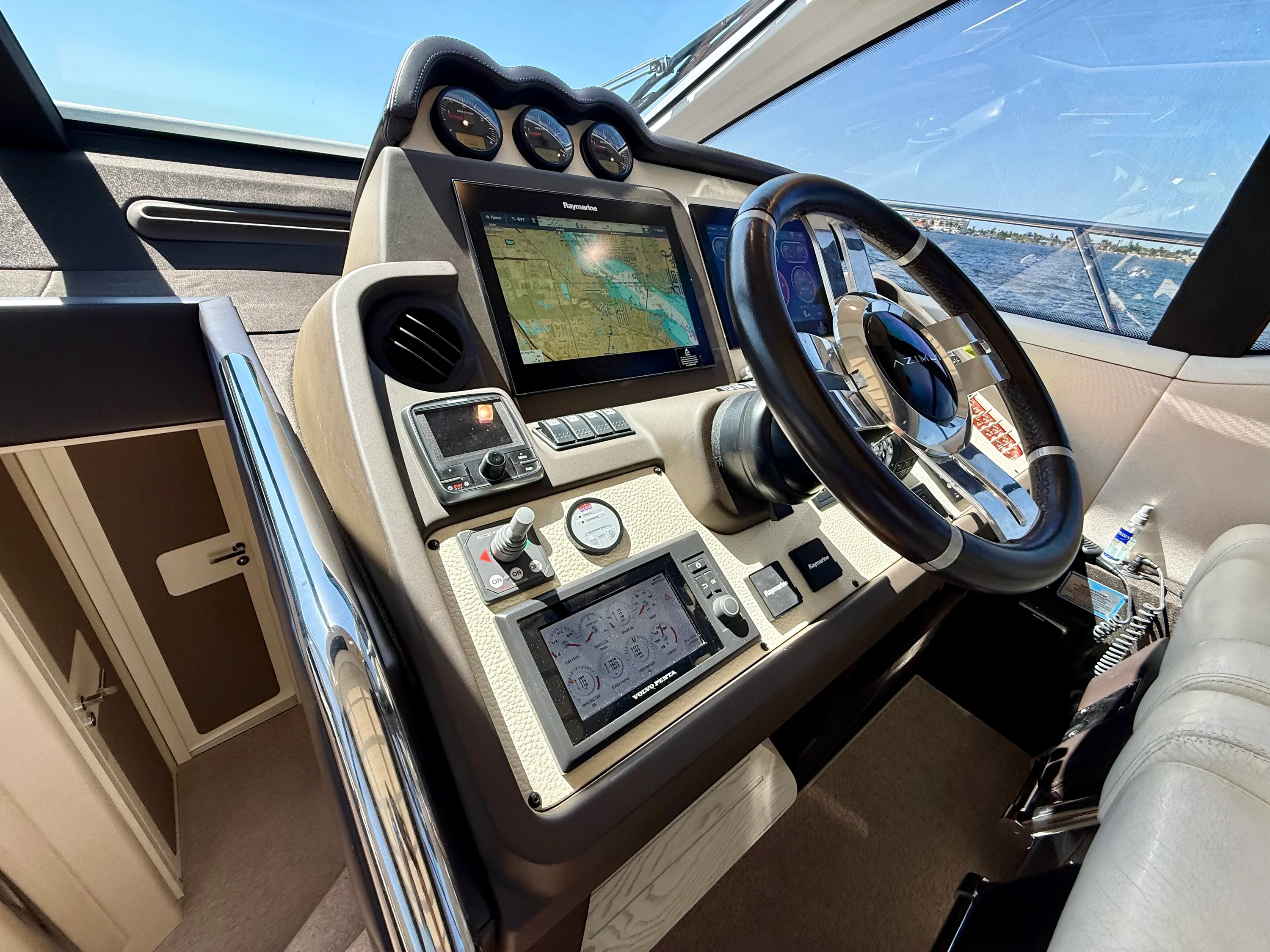 2015 Azimut 55S Image Thumbnail #55