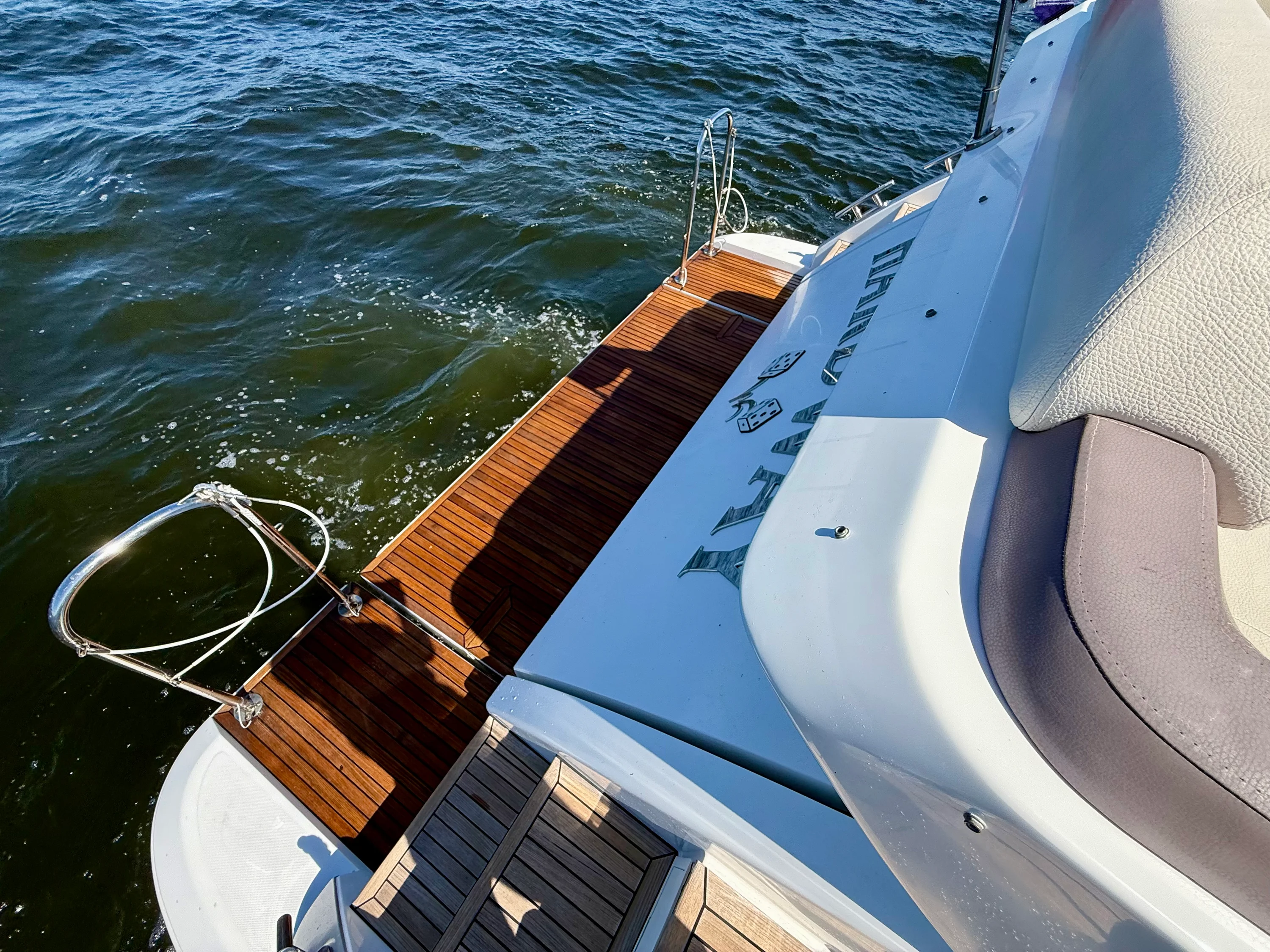 2015 Azimut 55S Image Thumbnail #14