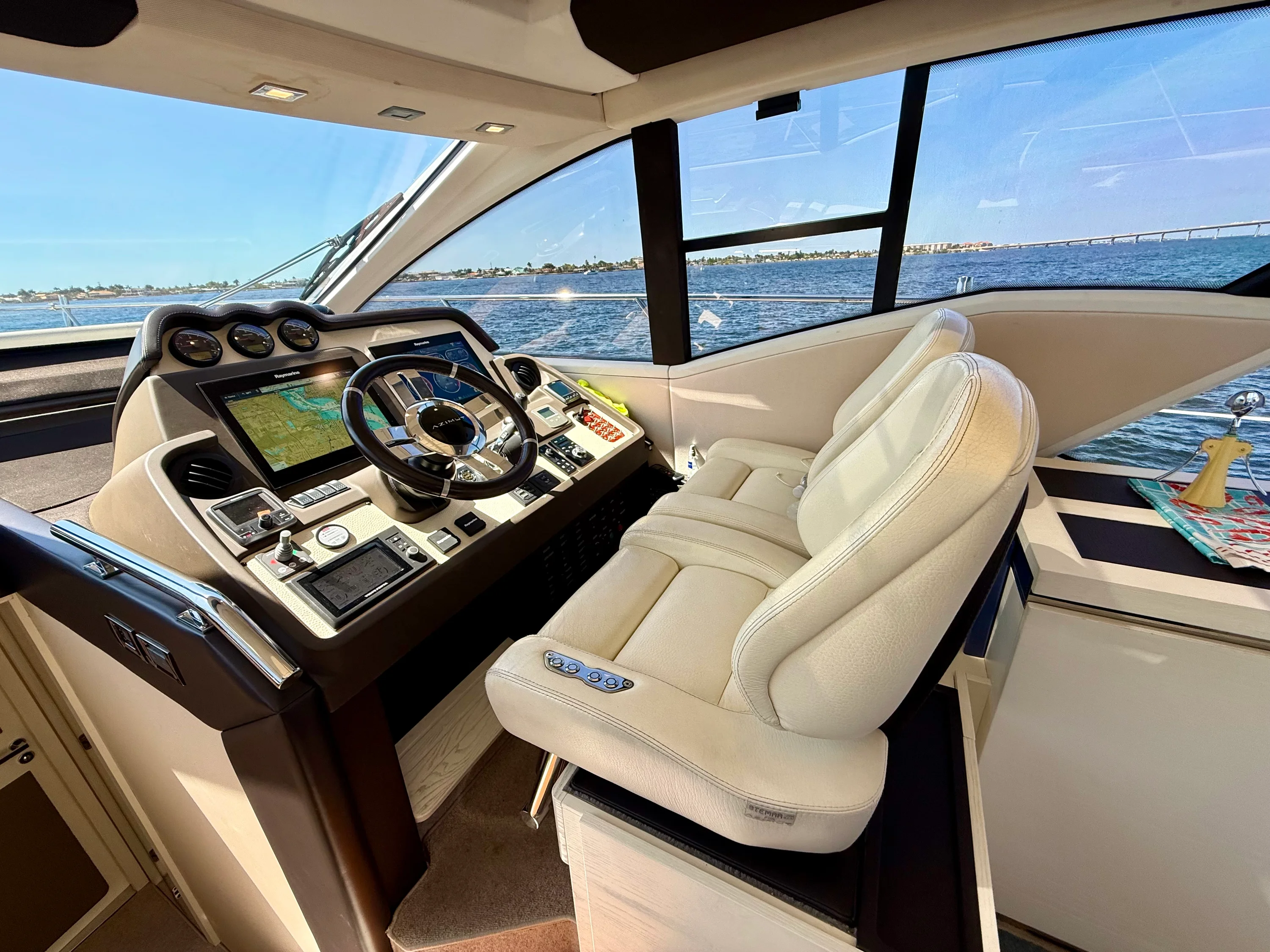 2015 Azimut 55S Image Thumbnail #54