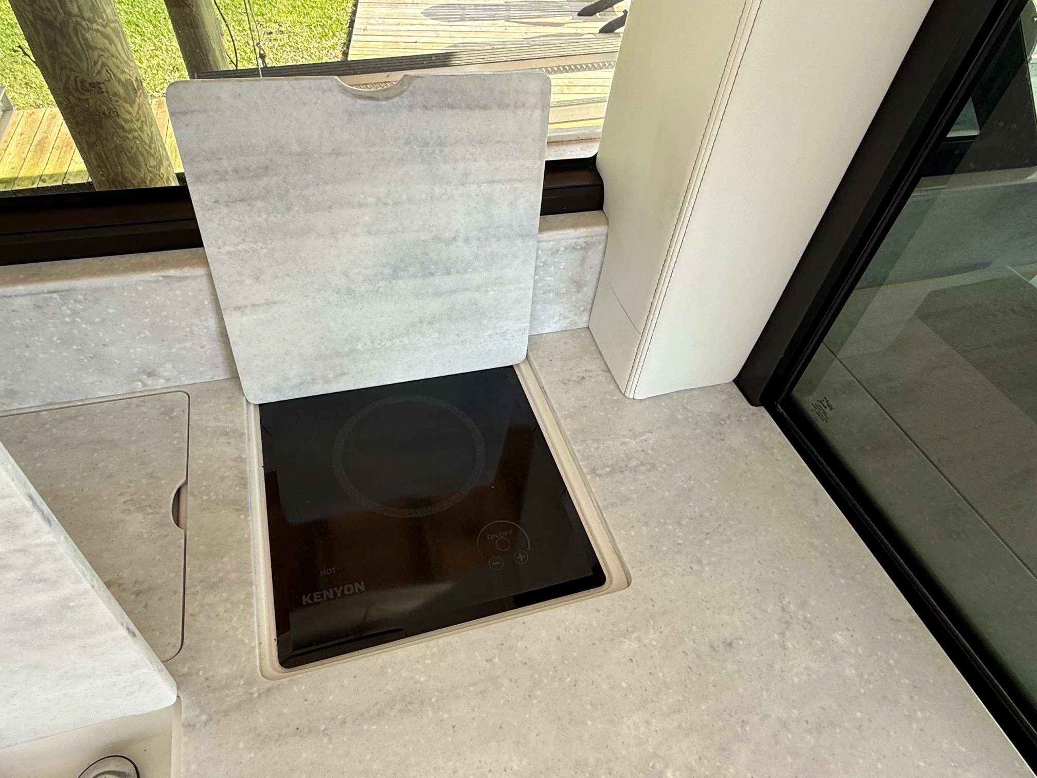 2022 Regal 36 XO Image Thumbnail #40