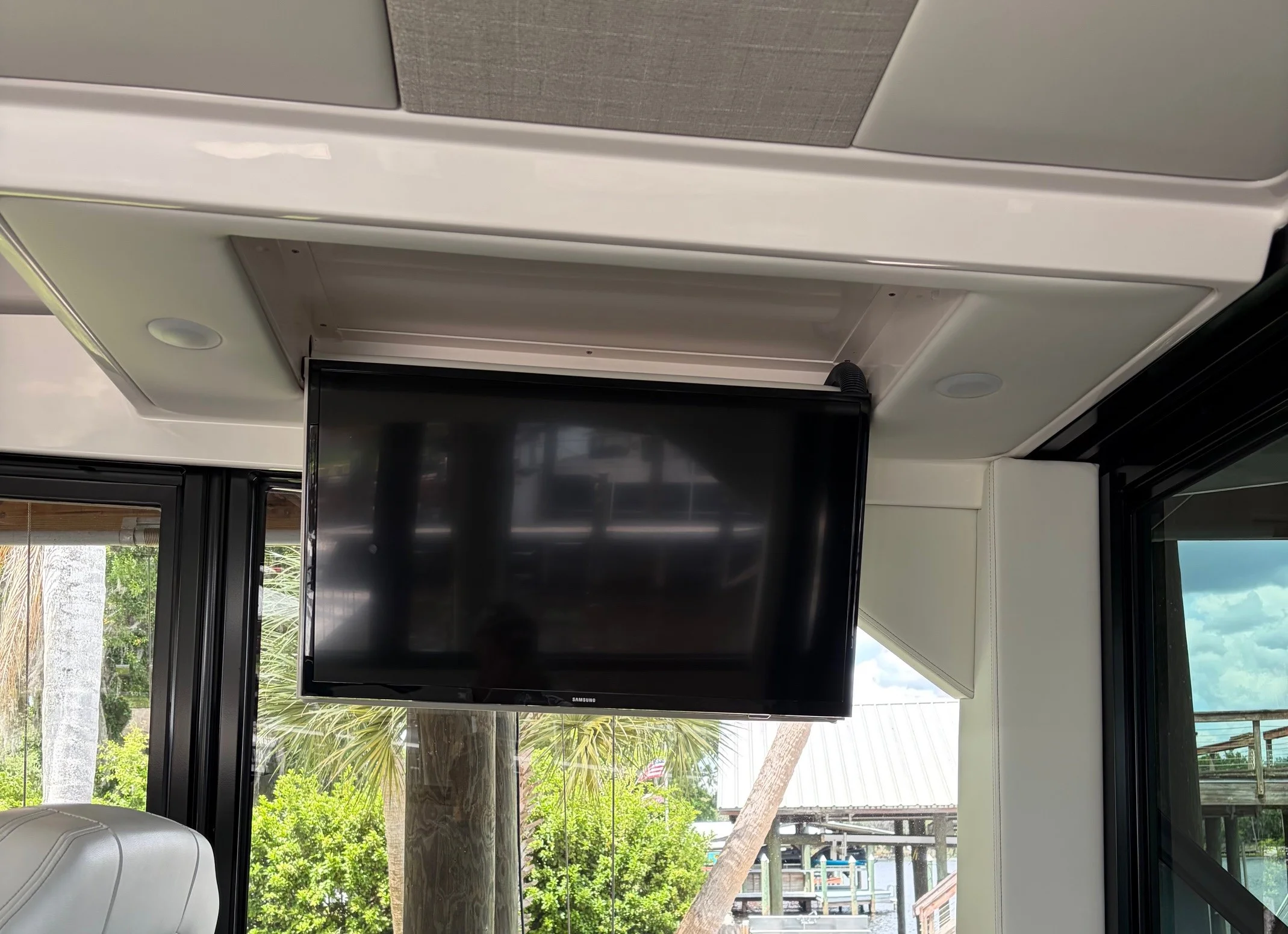 2022 Regal 36 XO Image Thumbnail #35