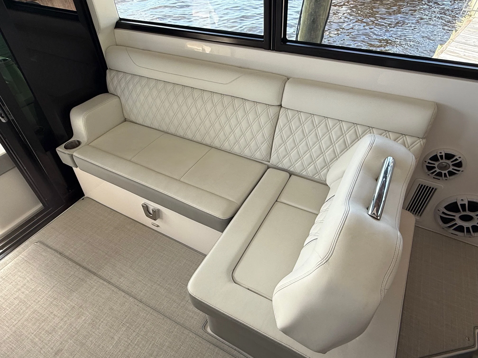 2022 Regal 36 XO Image Thumbnail #43