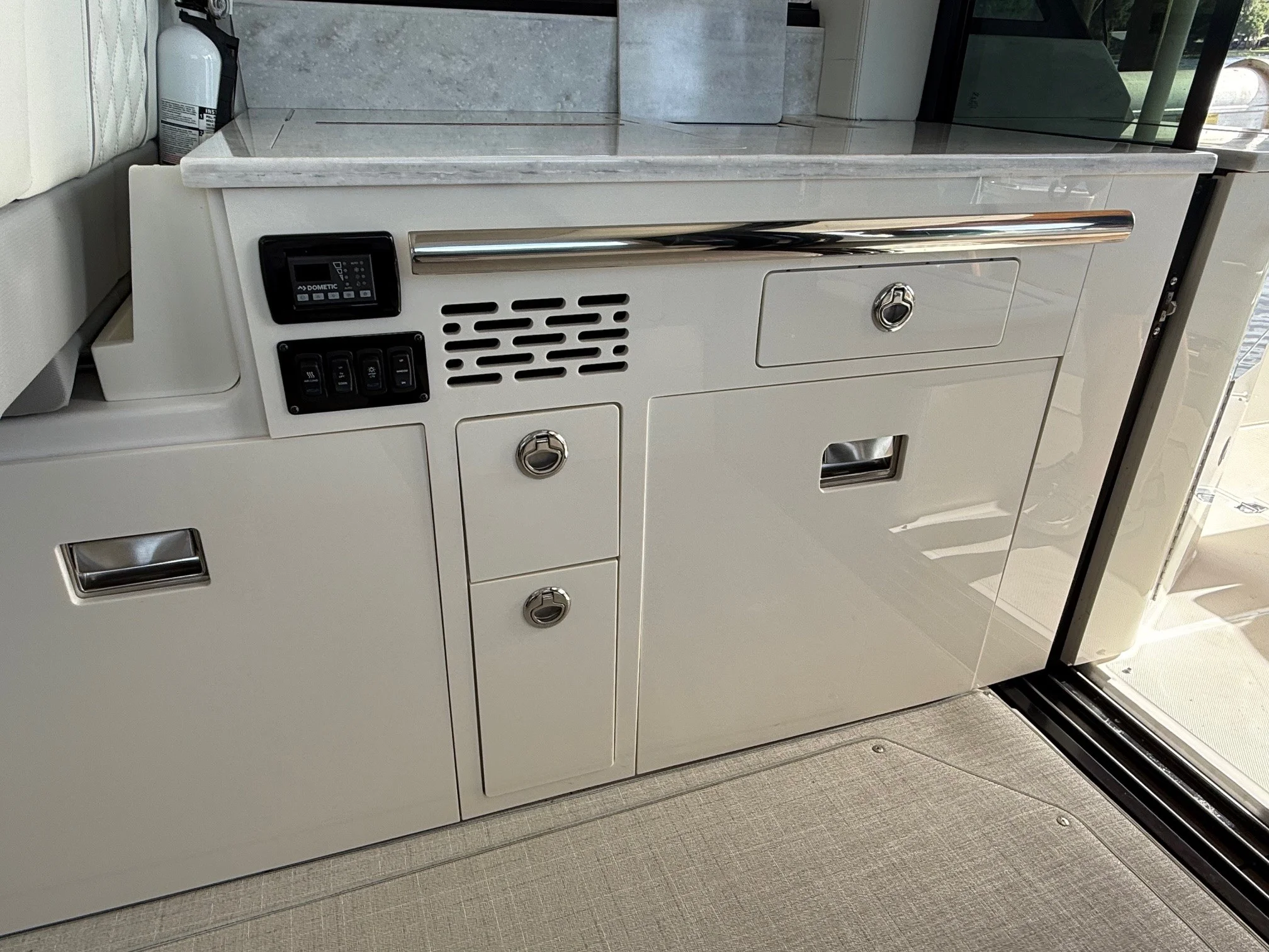 2022 Regal 36 XO Image Thumbnail #37