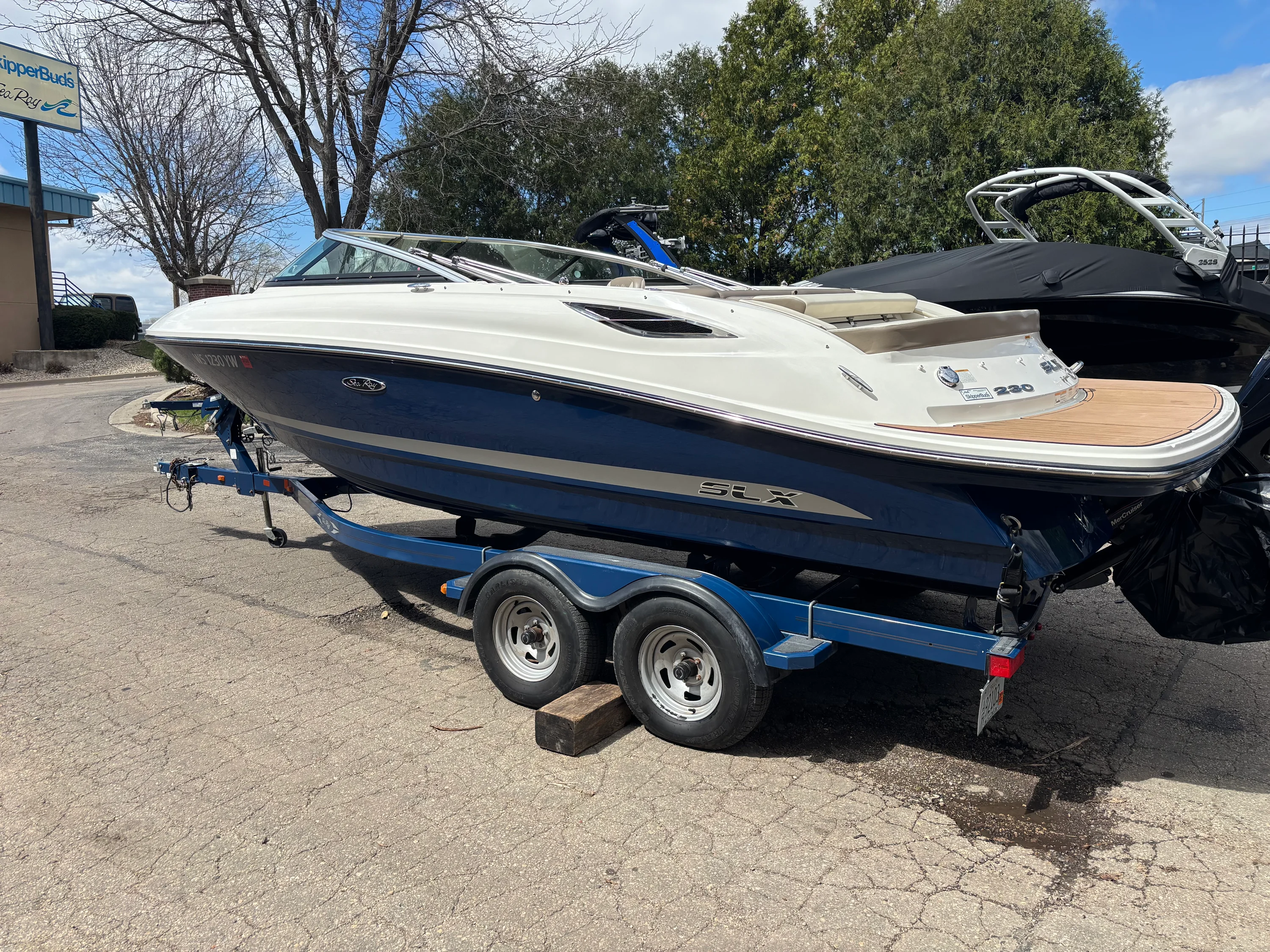 2013 Sea Ray 230 SLX Image Thumbnail #1