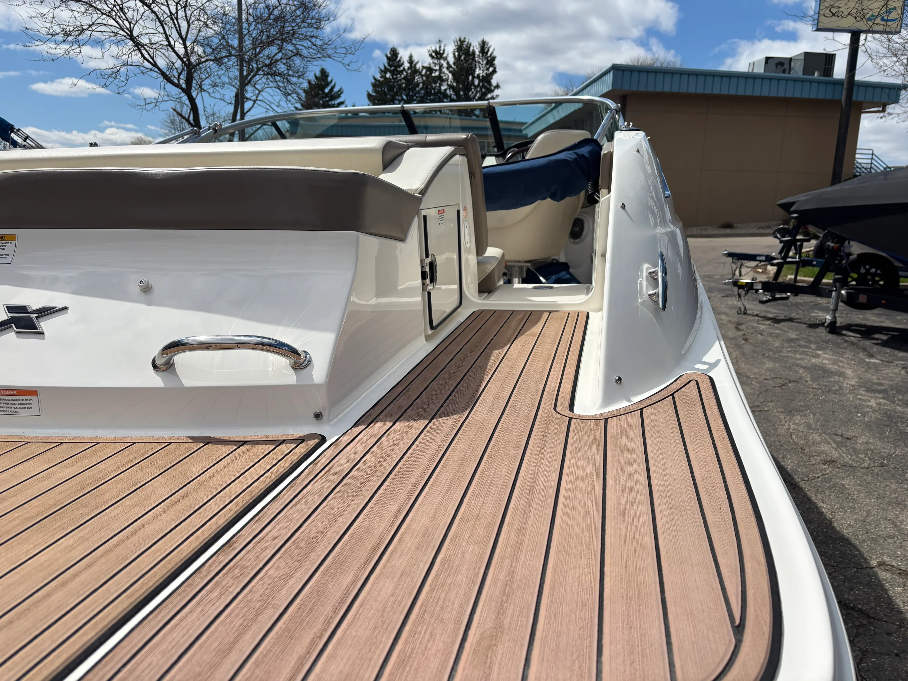 2013 Sea Ray 230 SLX Image Thumbnail #3