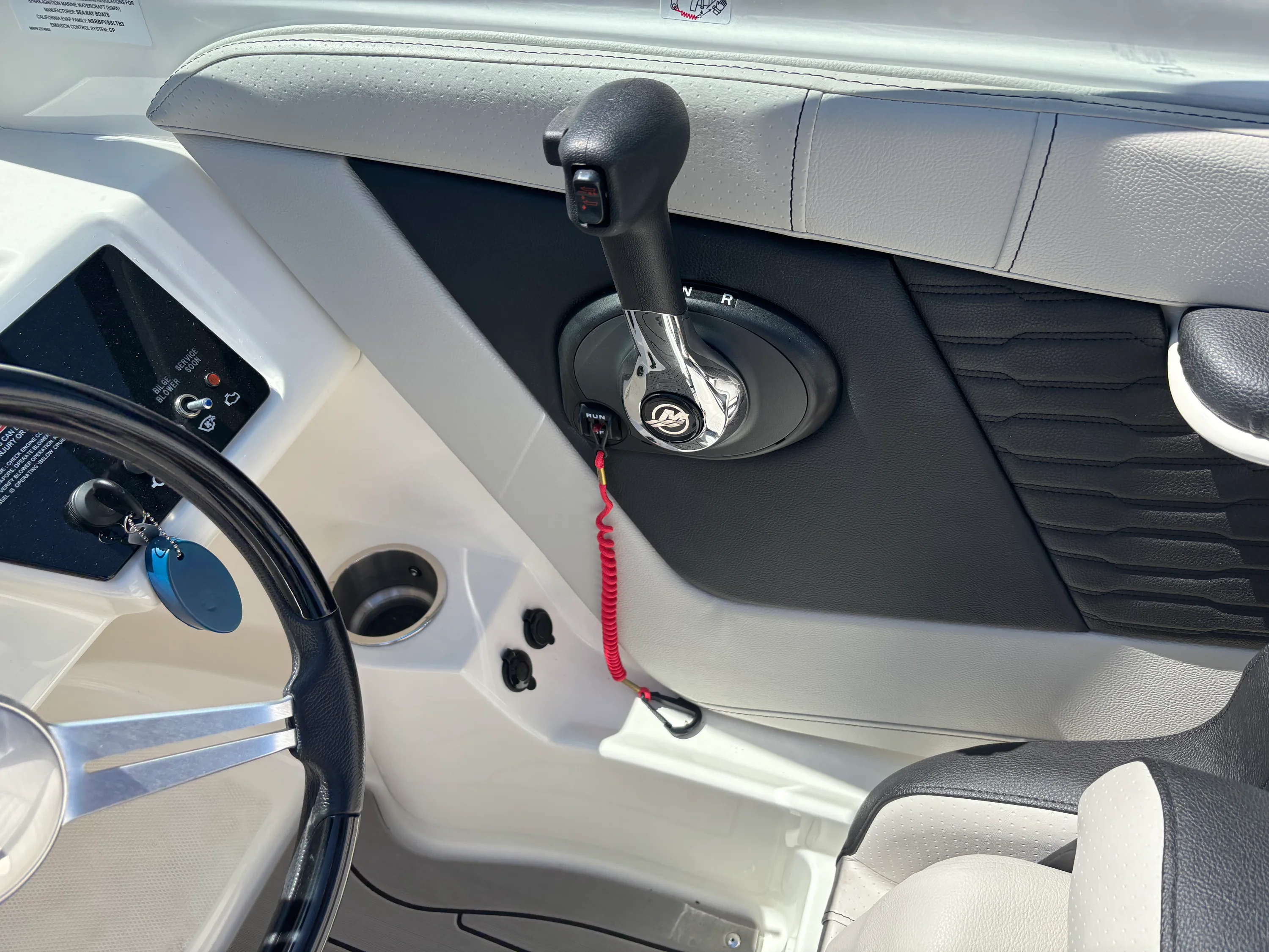 2022 Sea Ray SPX 190 Image Thumbnail #4
